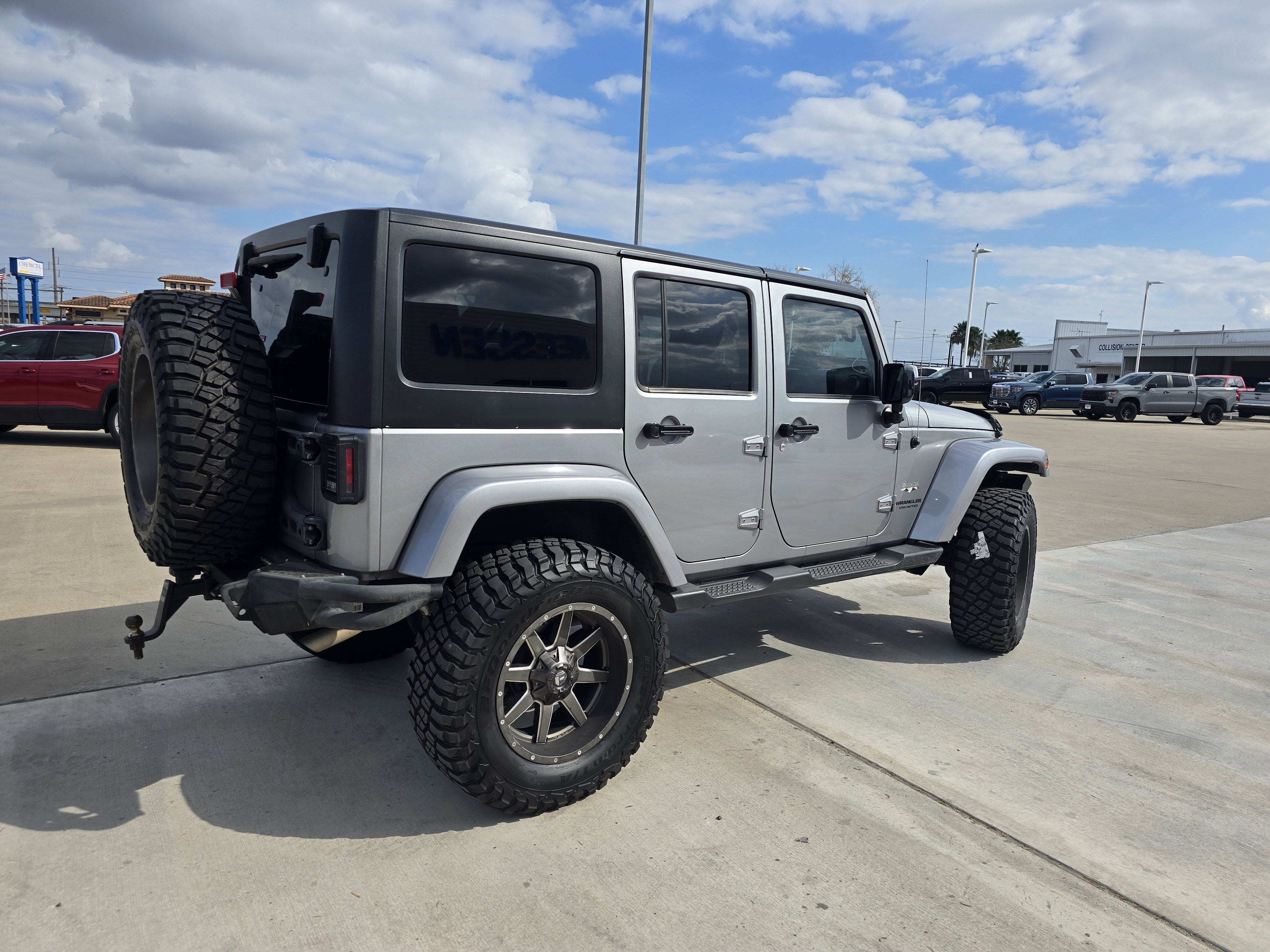 2016 Jeep Wrangler Unlimited Sahara