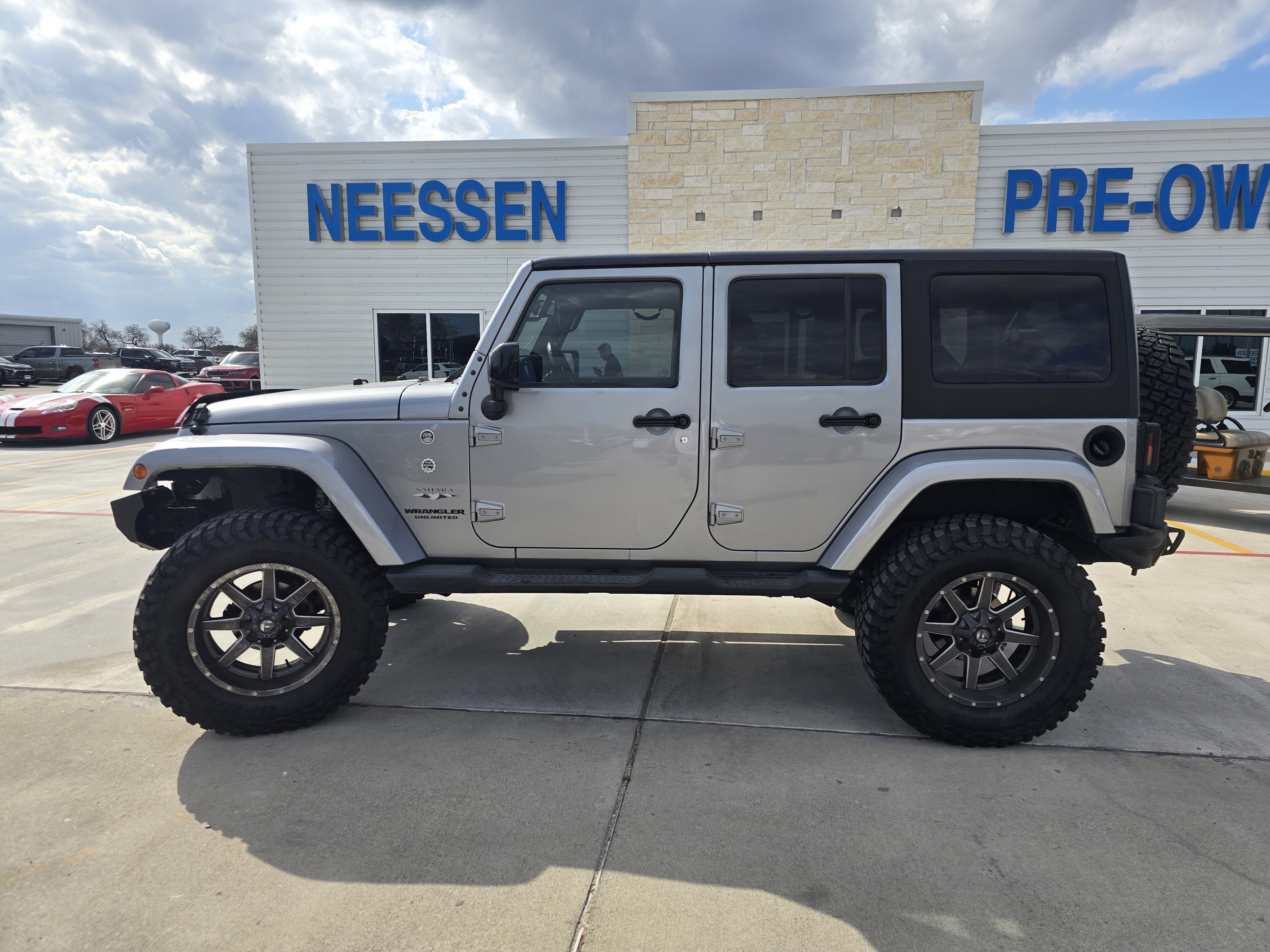 2016 Jeep Wrangler Unlimited Sahara