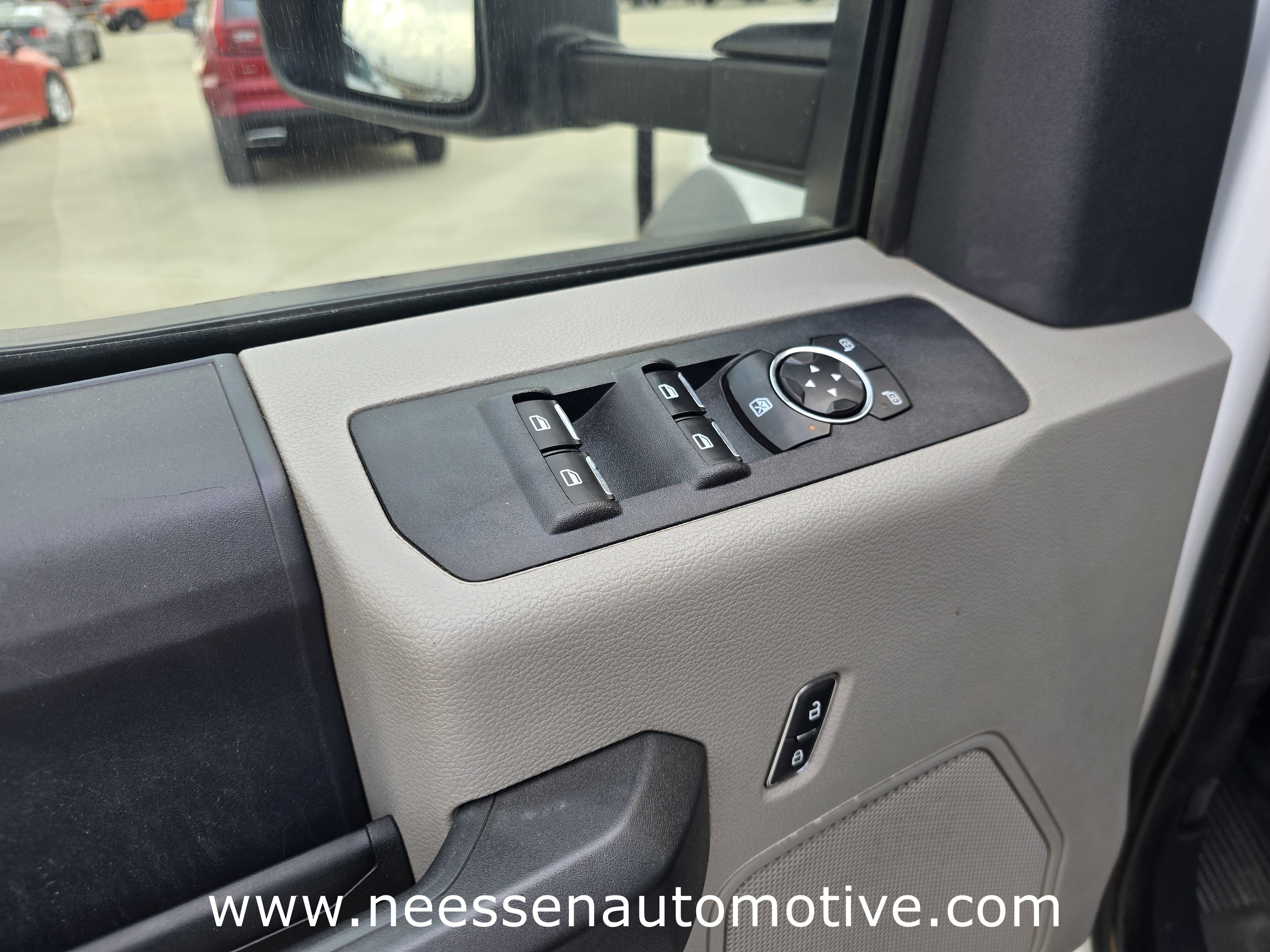 2022 Ford Super Duty F-550 DRW XL