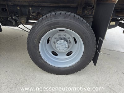 2022 Ford Super Duty F-550 DRW XL