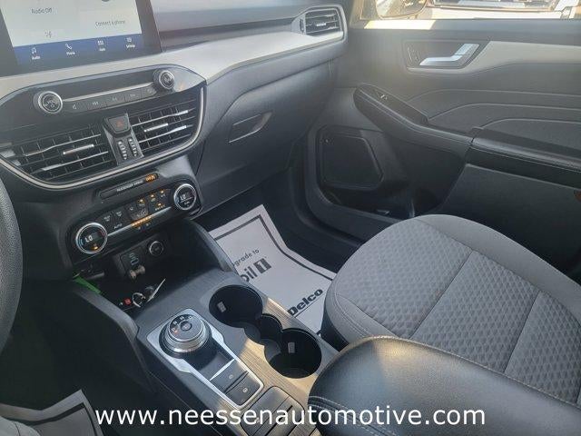 2021 Ford Escape SE Hybrid