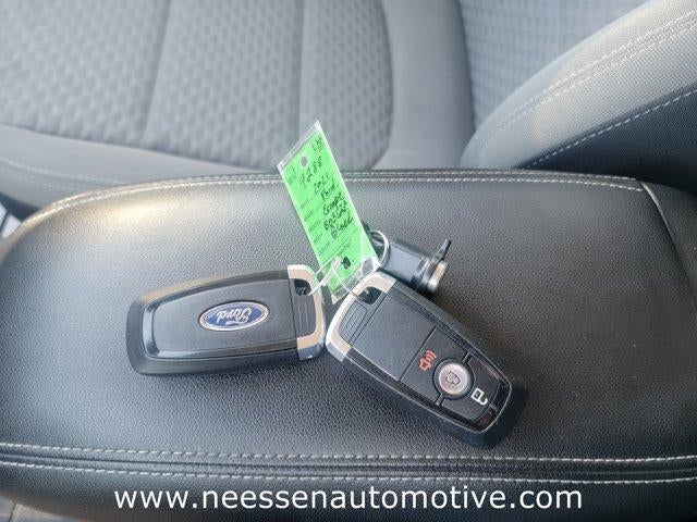 2021 Ford Escape SE Hybrid