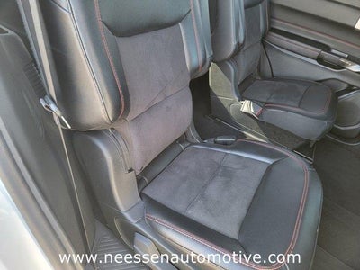 2024 Ford Explorer ST-Line