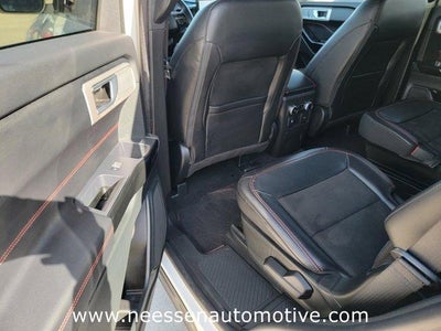 2024 Ford Explorer ST-Line