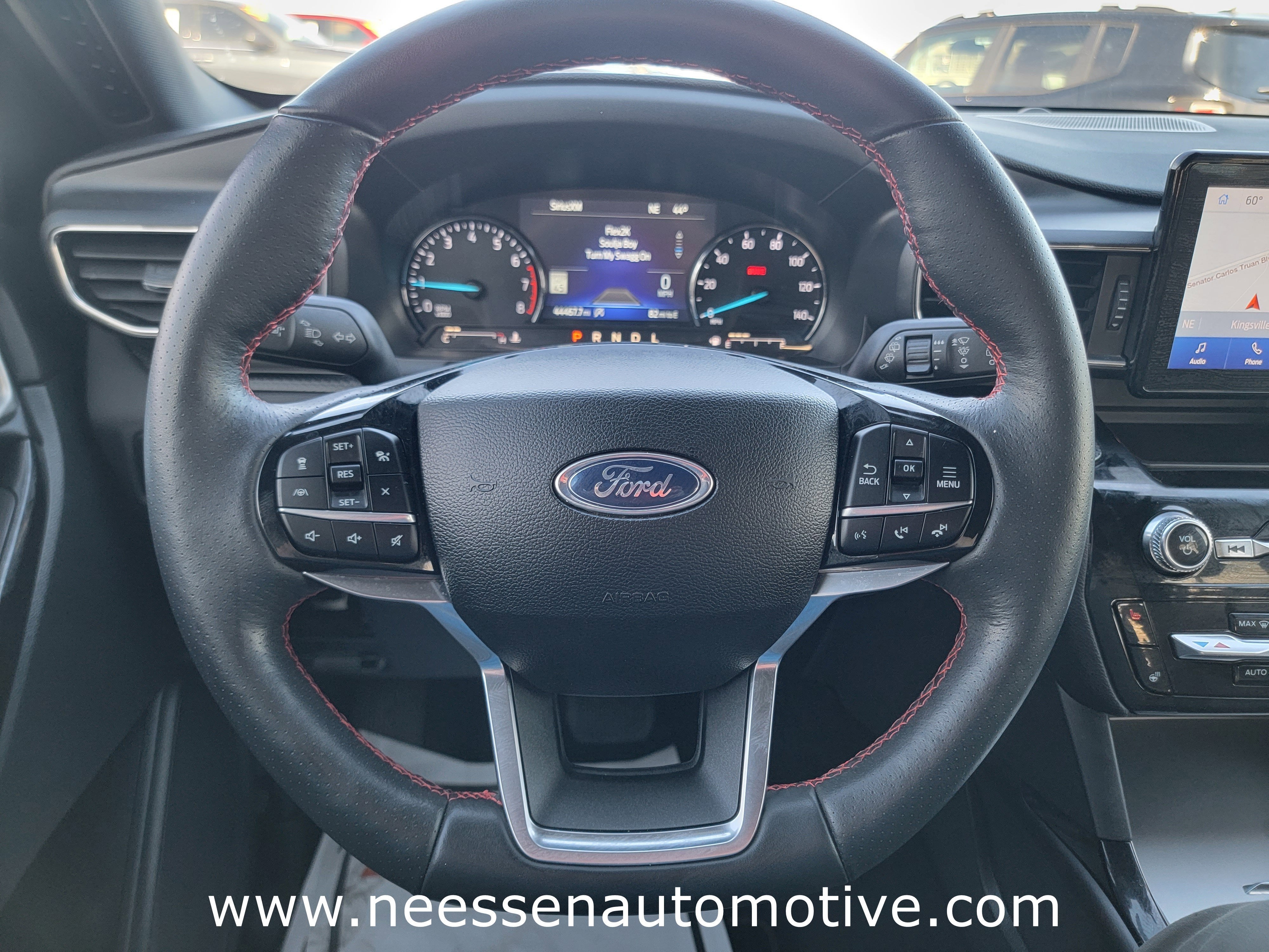 2024 Ford Explorer ST-Line