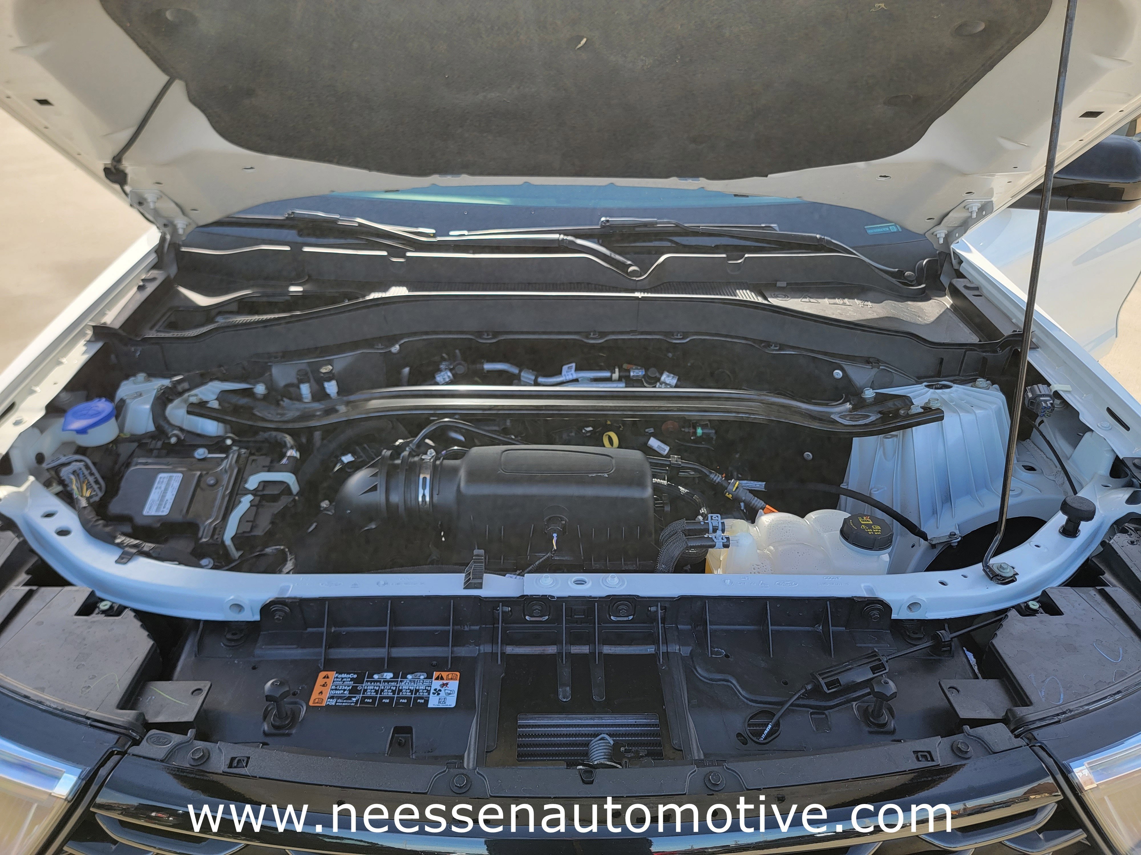 2024 Ford Explorer ST-Line