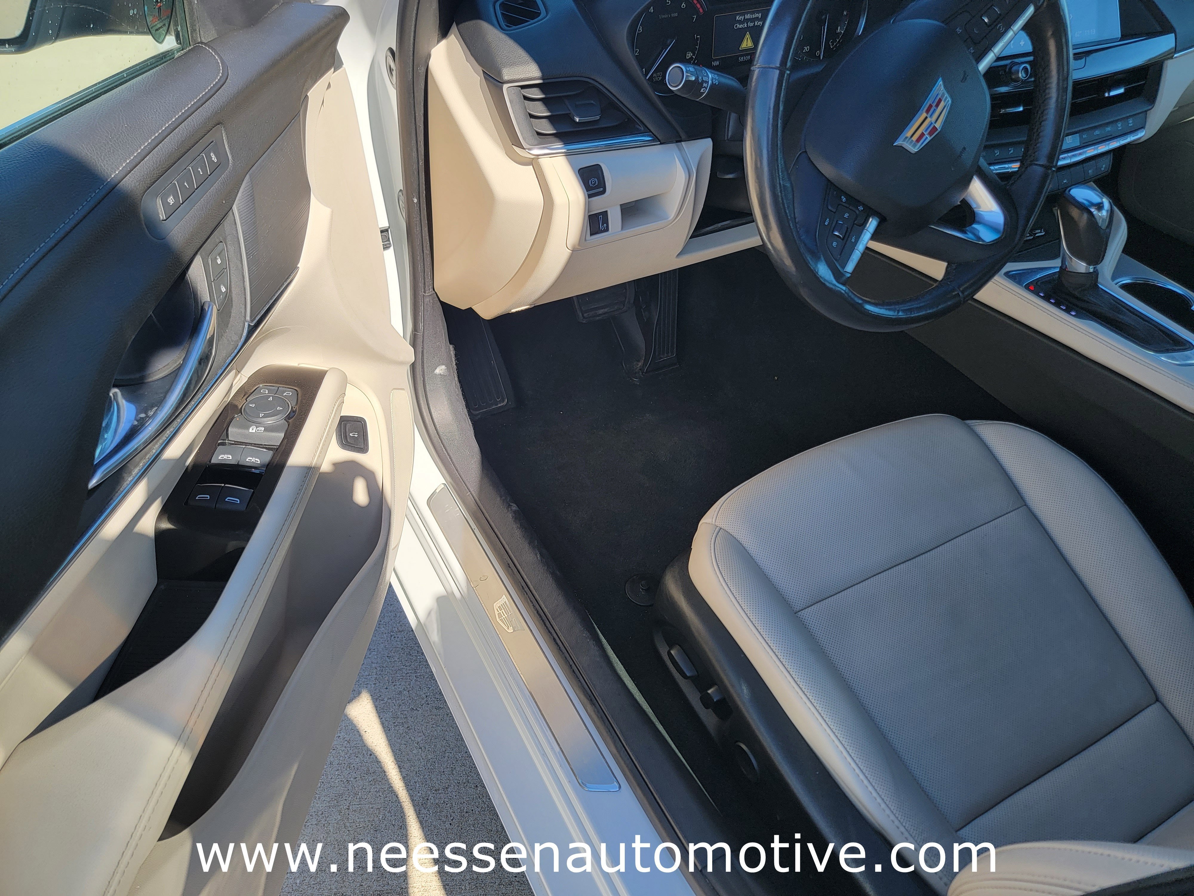 2024 Cadillac CT4 Premium Luxury