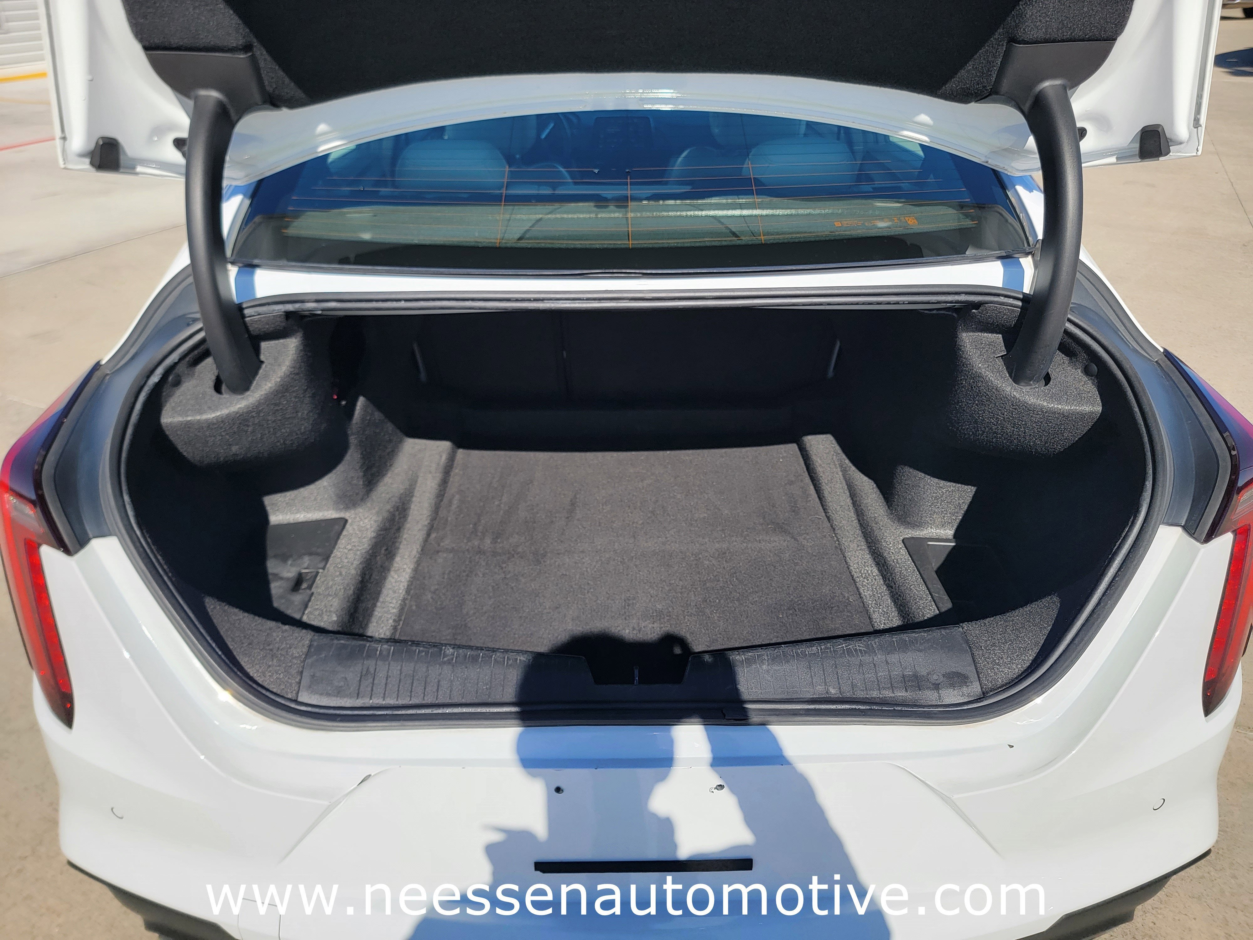 2024 Cadillac CT4 Premium Luxury