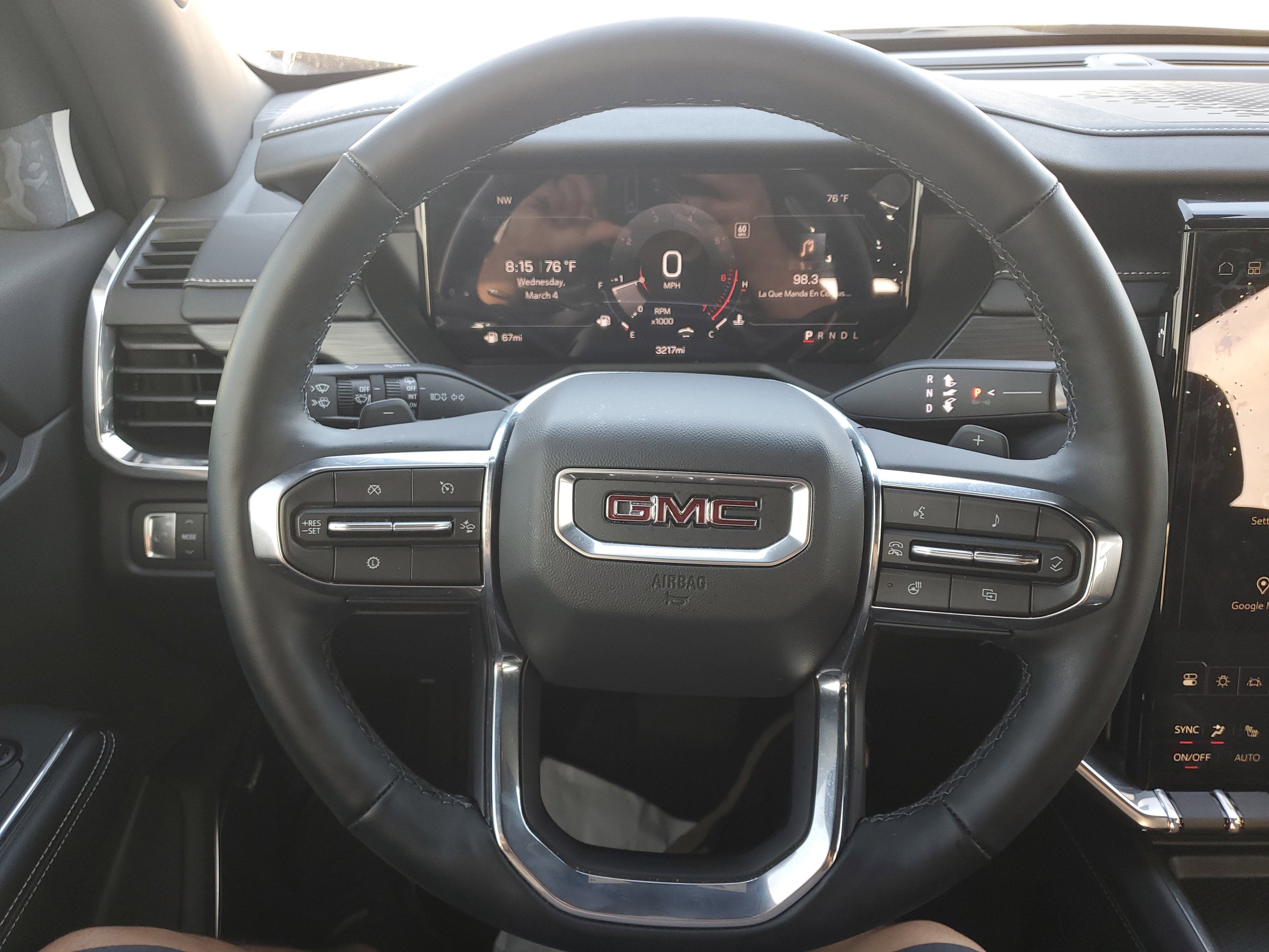 2026 GMC Acadia Elevation