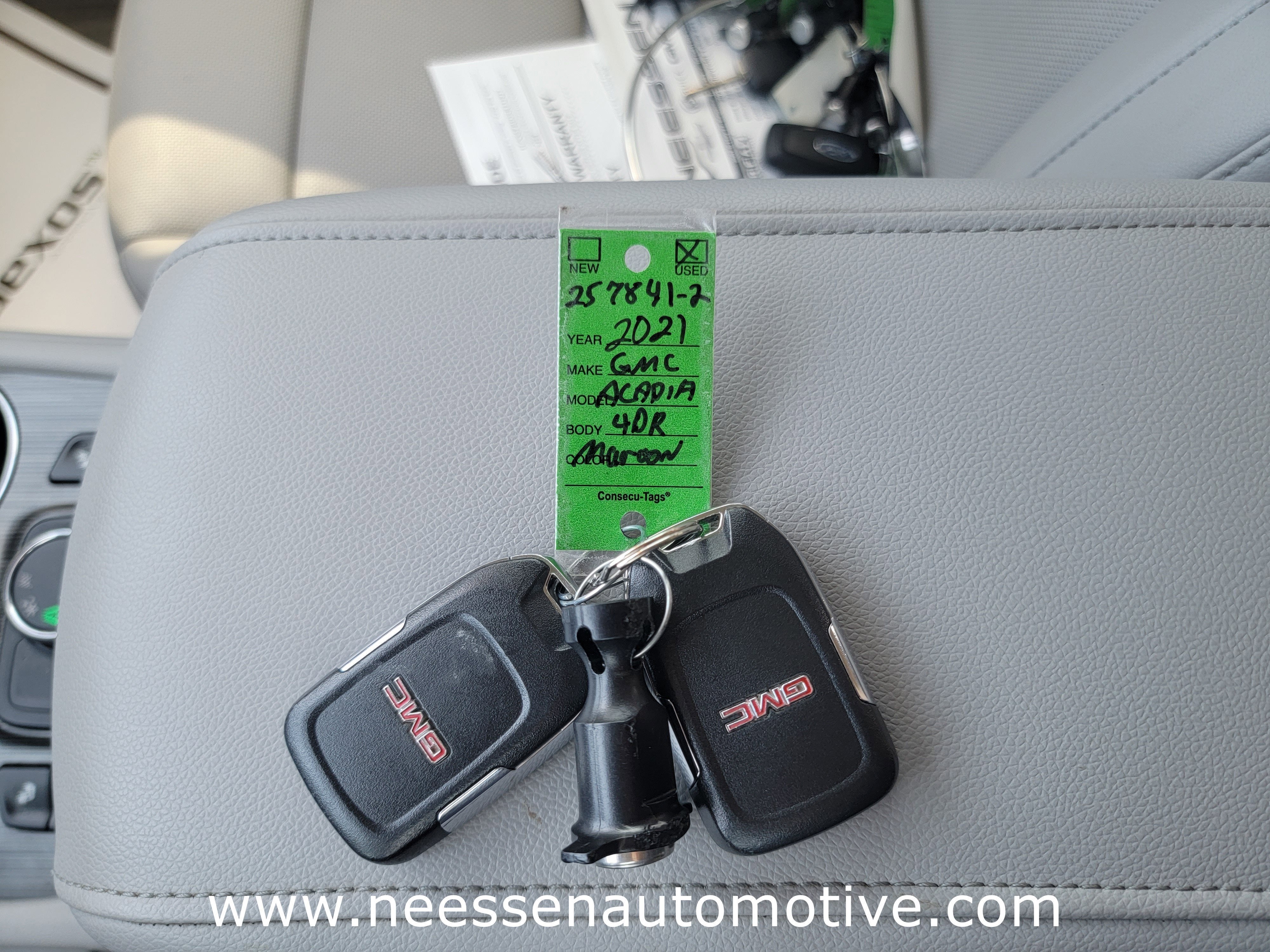 2021 GMC Acadia Base