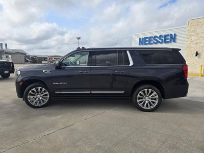 2023 GMC Yukon XL Denali
