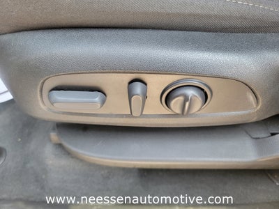 2023 Chevrolet Traverse Base