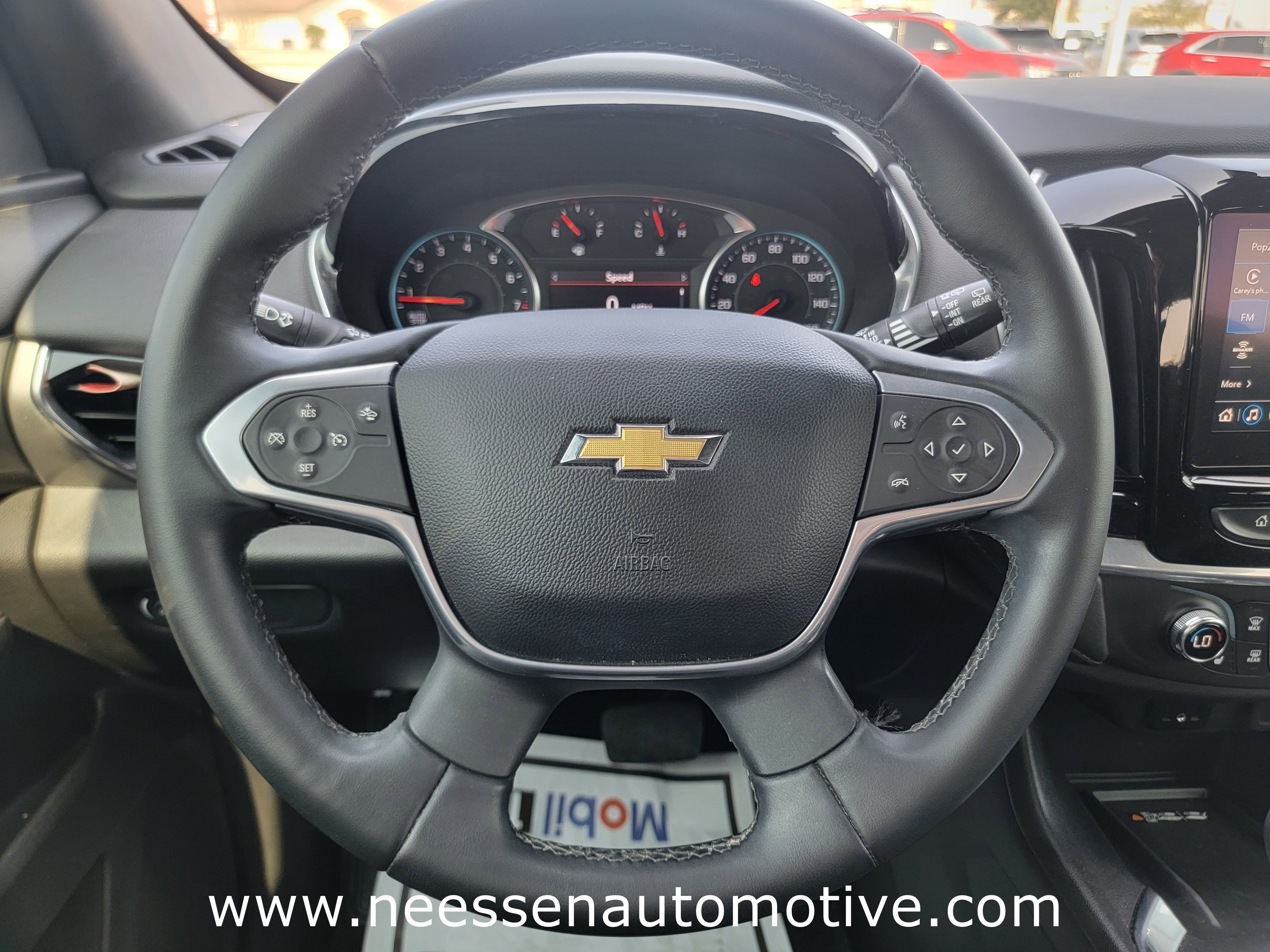 2023 Chevrolet Traverse Base