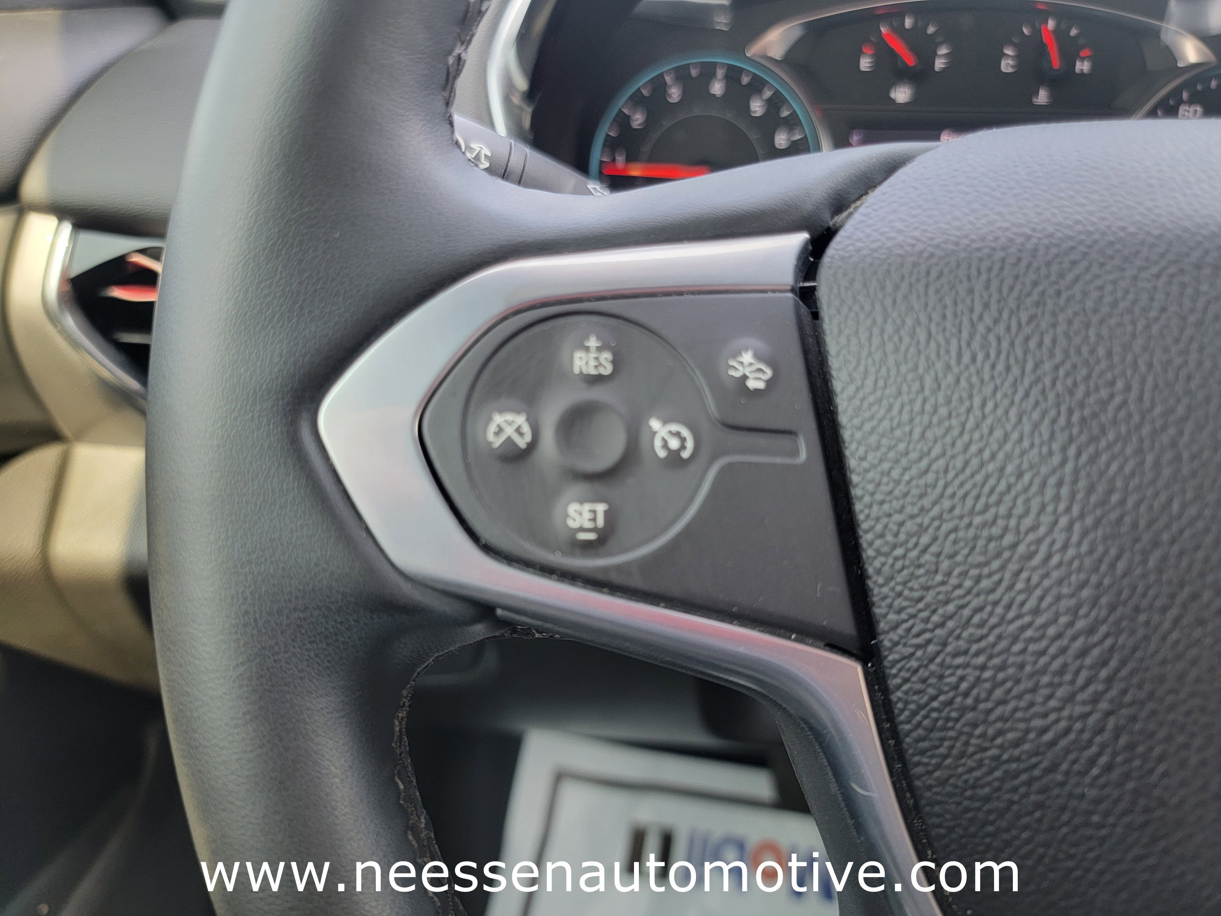 2023 Chevrolet Traverse Base