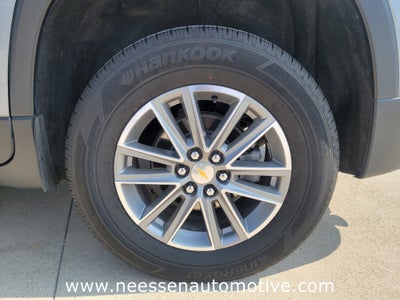 2023 Chevrolet Traverse Base