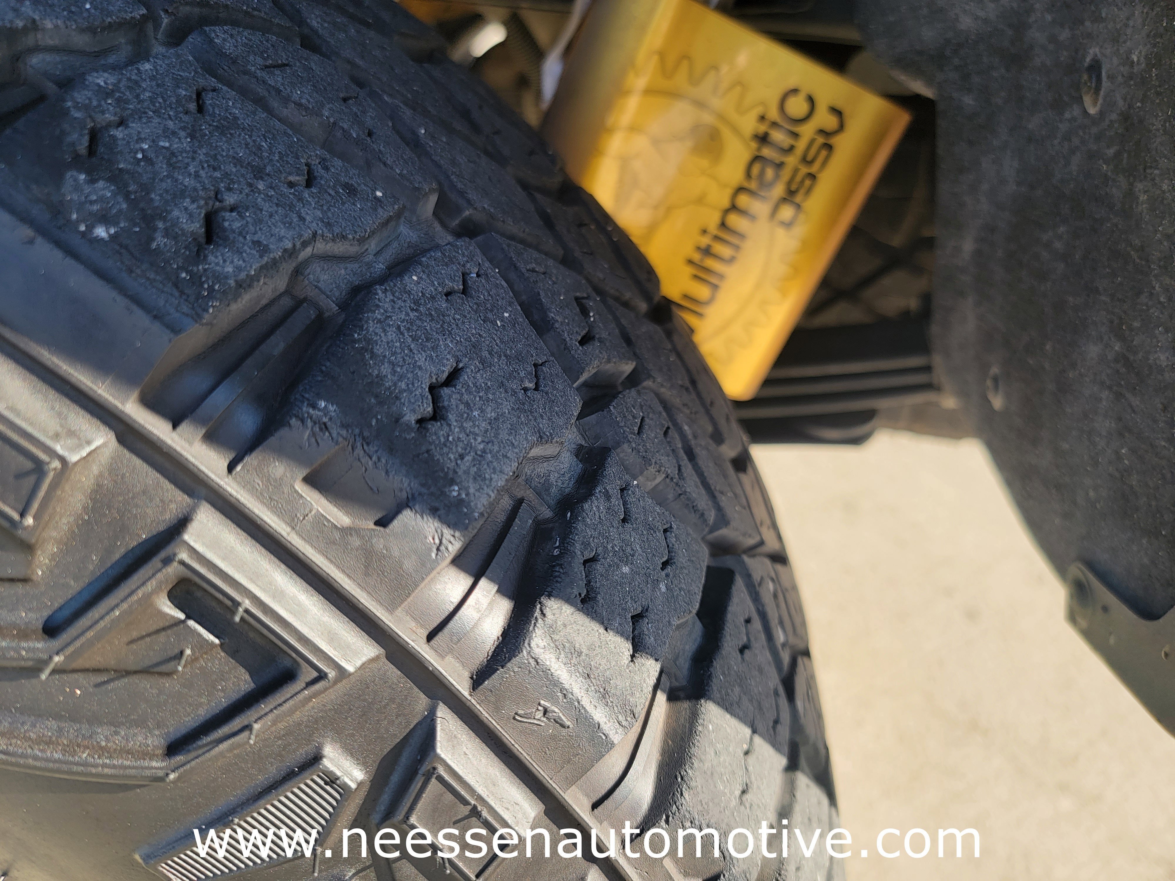 2023 GMC Canyon AT4X