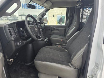 2024 GMC Savana Cargo 2500 Base
