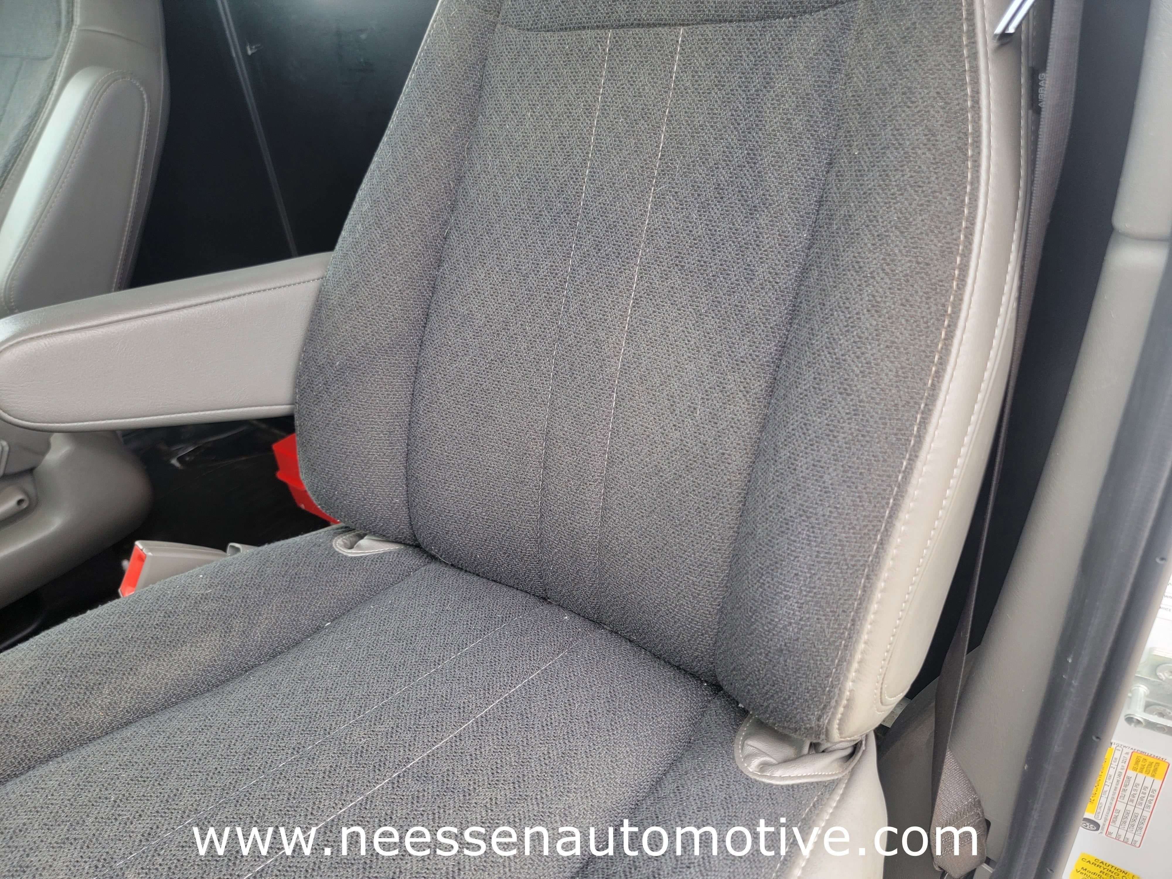 2024 GMC Savana Cargo 2500 Base