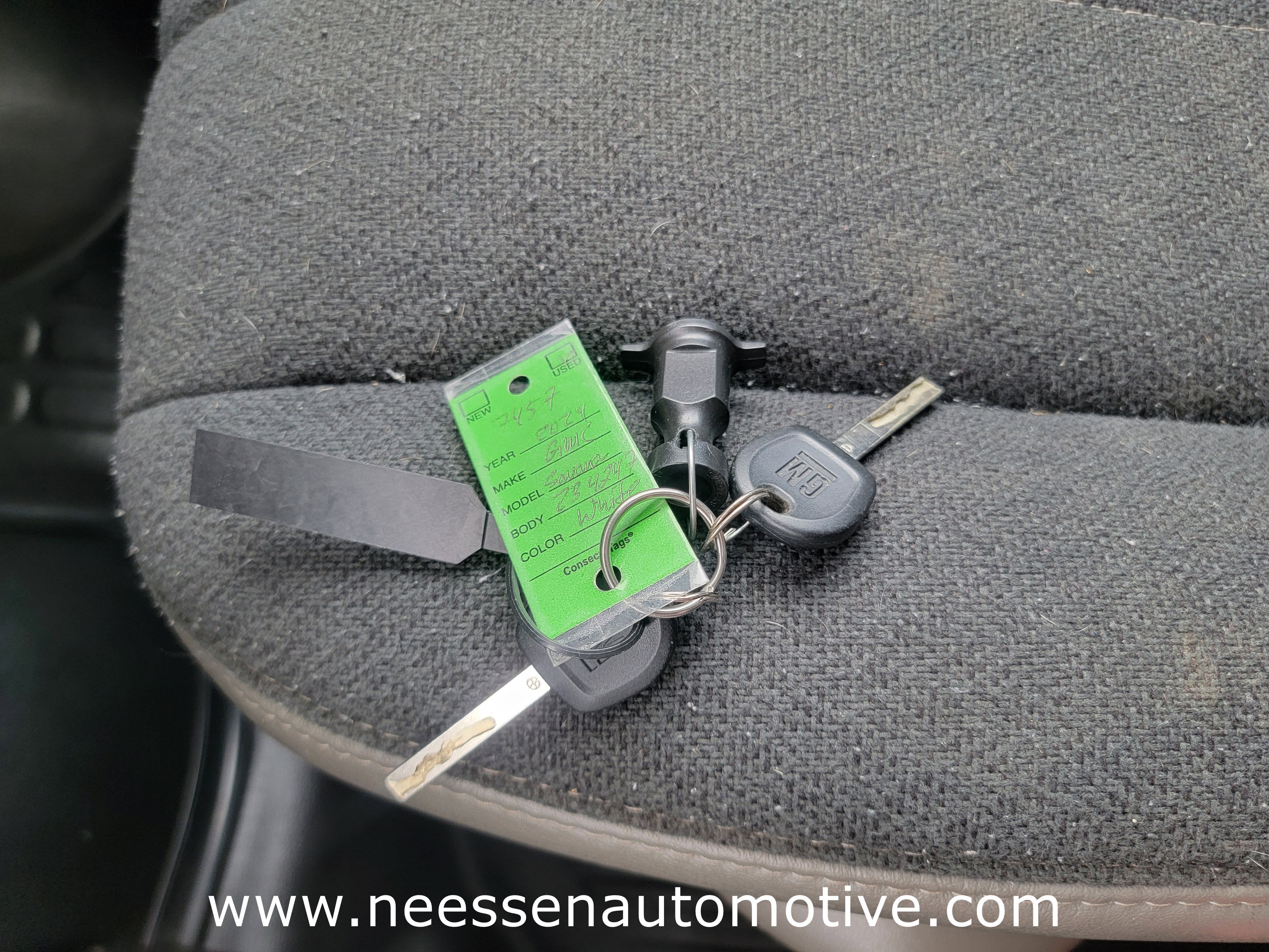 2024 GMC Savana Cargo 2500 Base