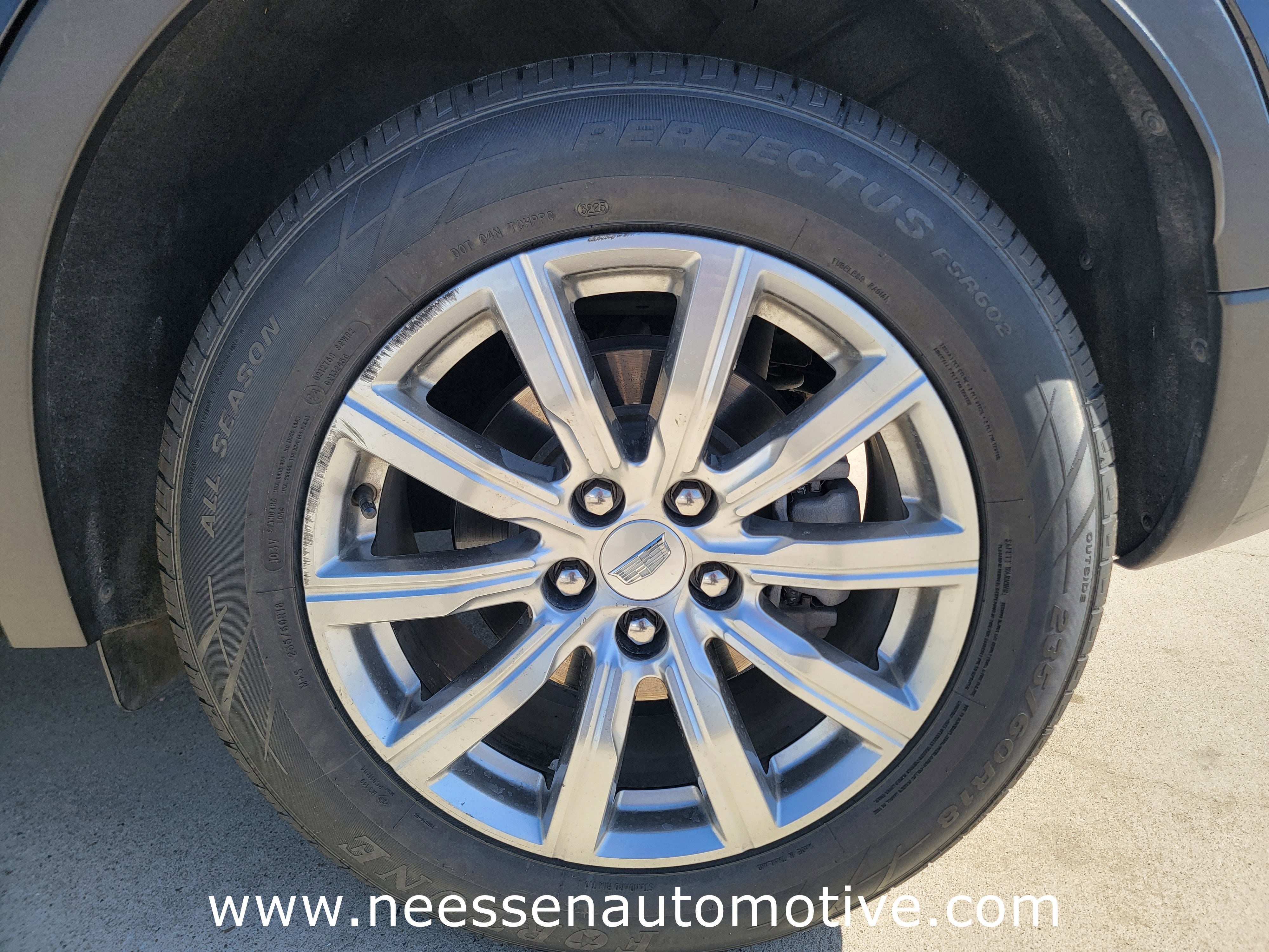 2023 Cadillac XT4 Base