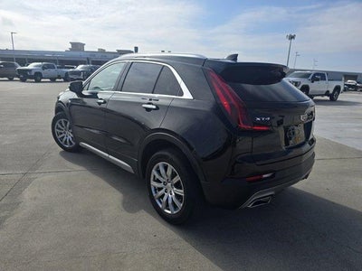 2023 Cadillac XT4 Premium Luxury