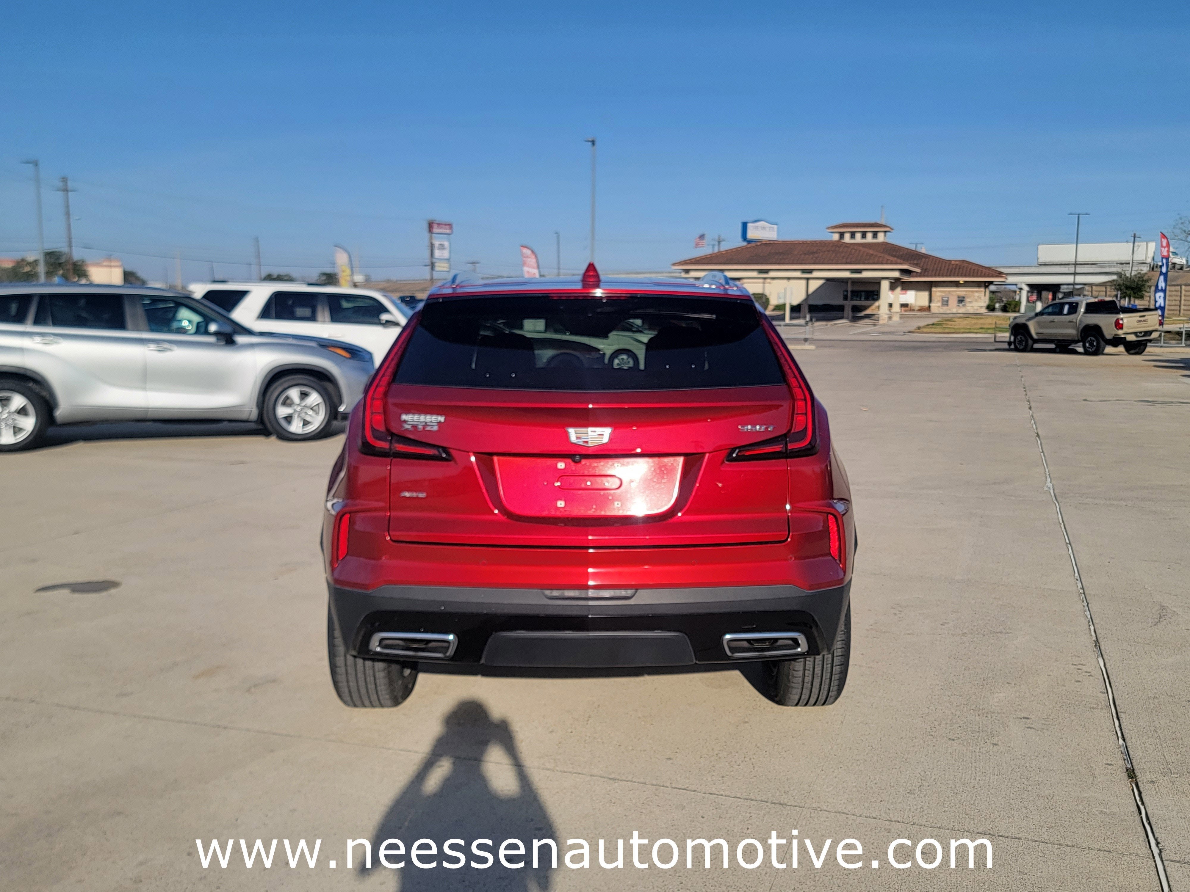 2024 Cadillac XT4 Premium Luxury