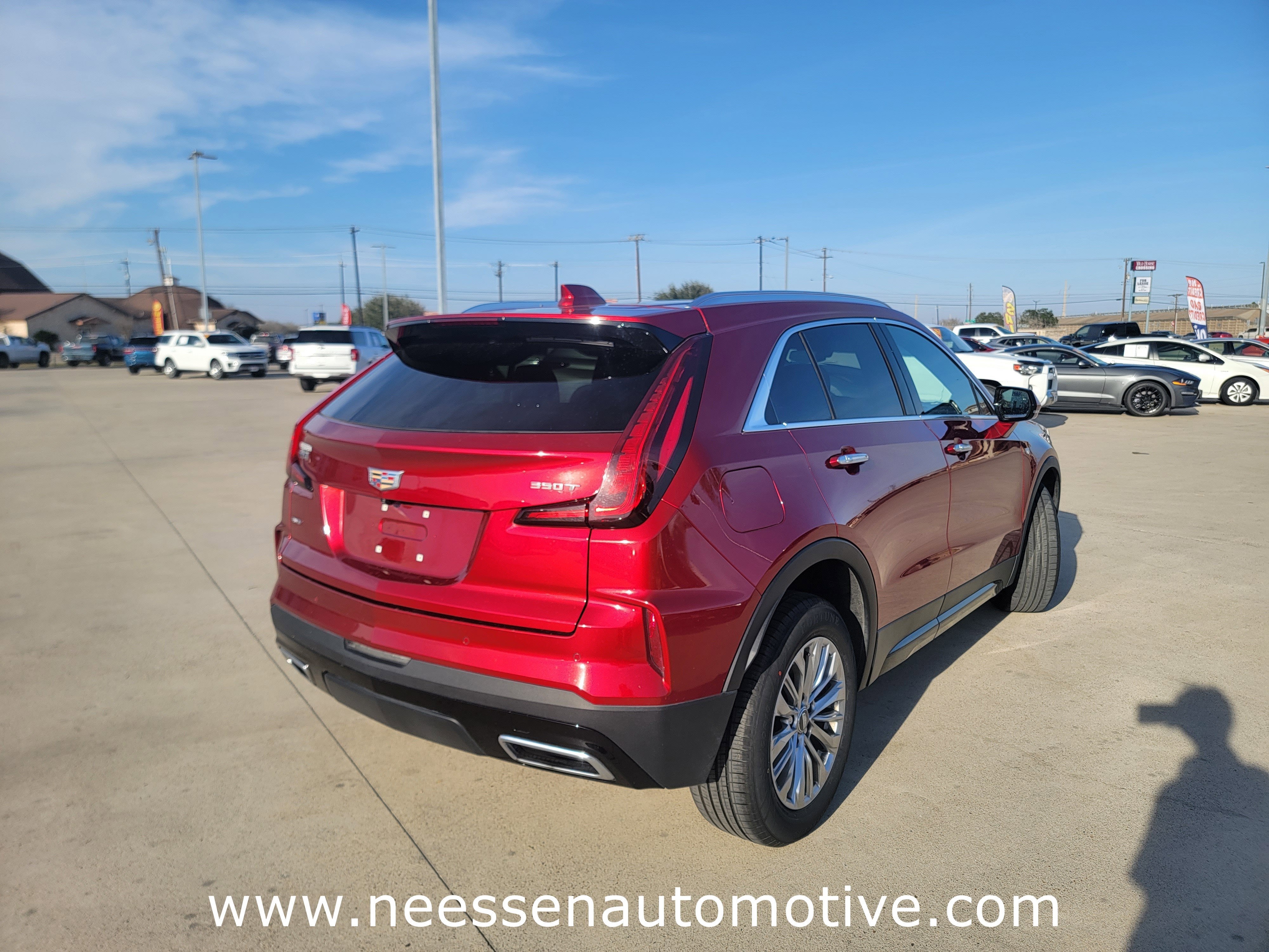 2024 Cadillac XT4 Premium Luxury