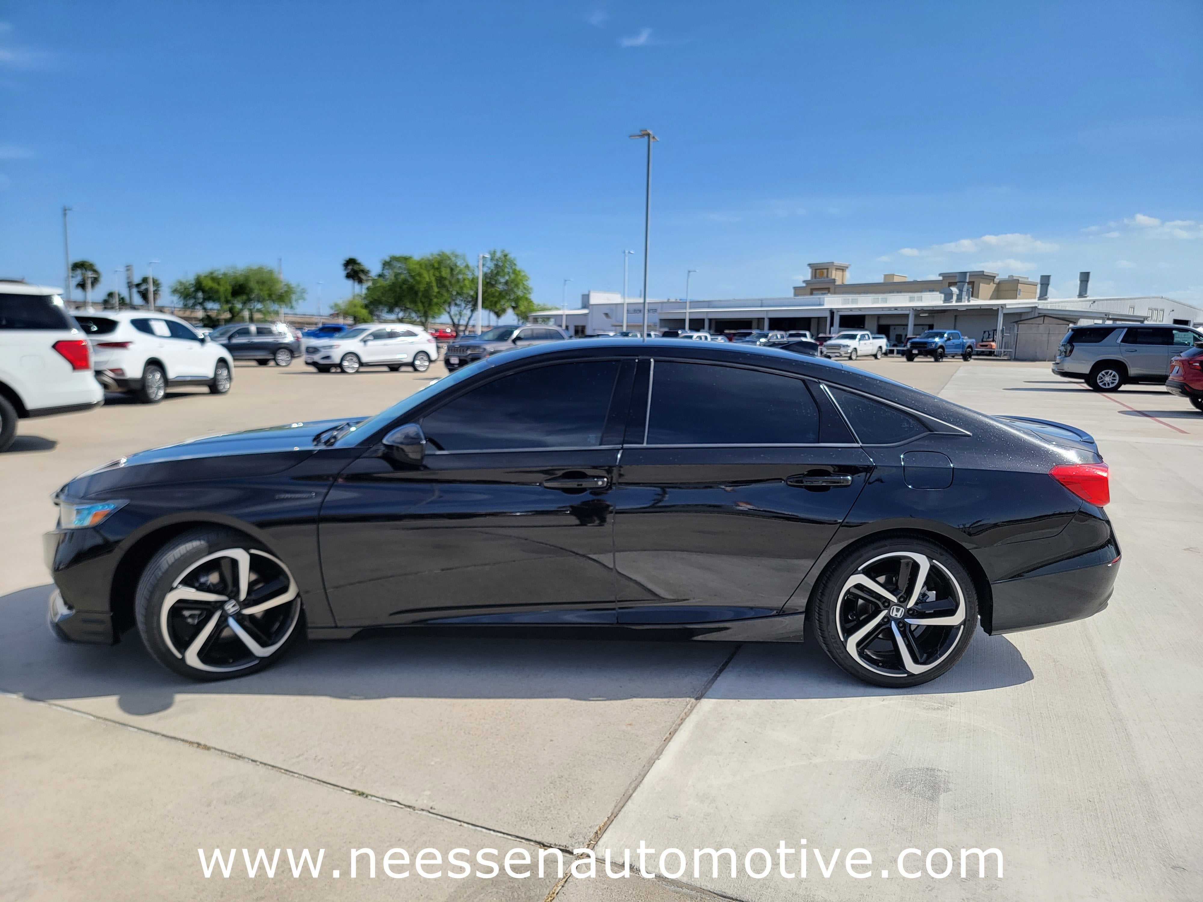 2022 Honda Accord Hybrid Sport