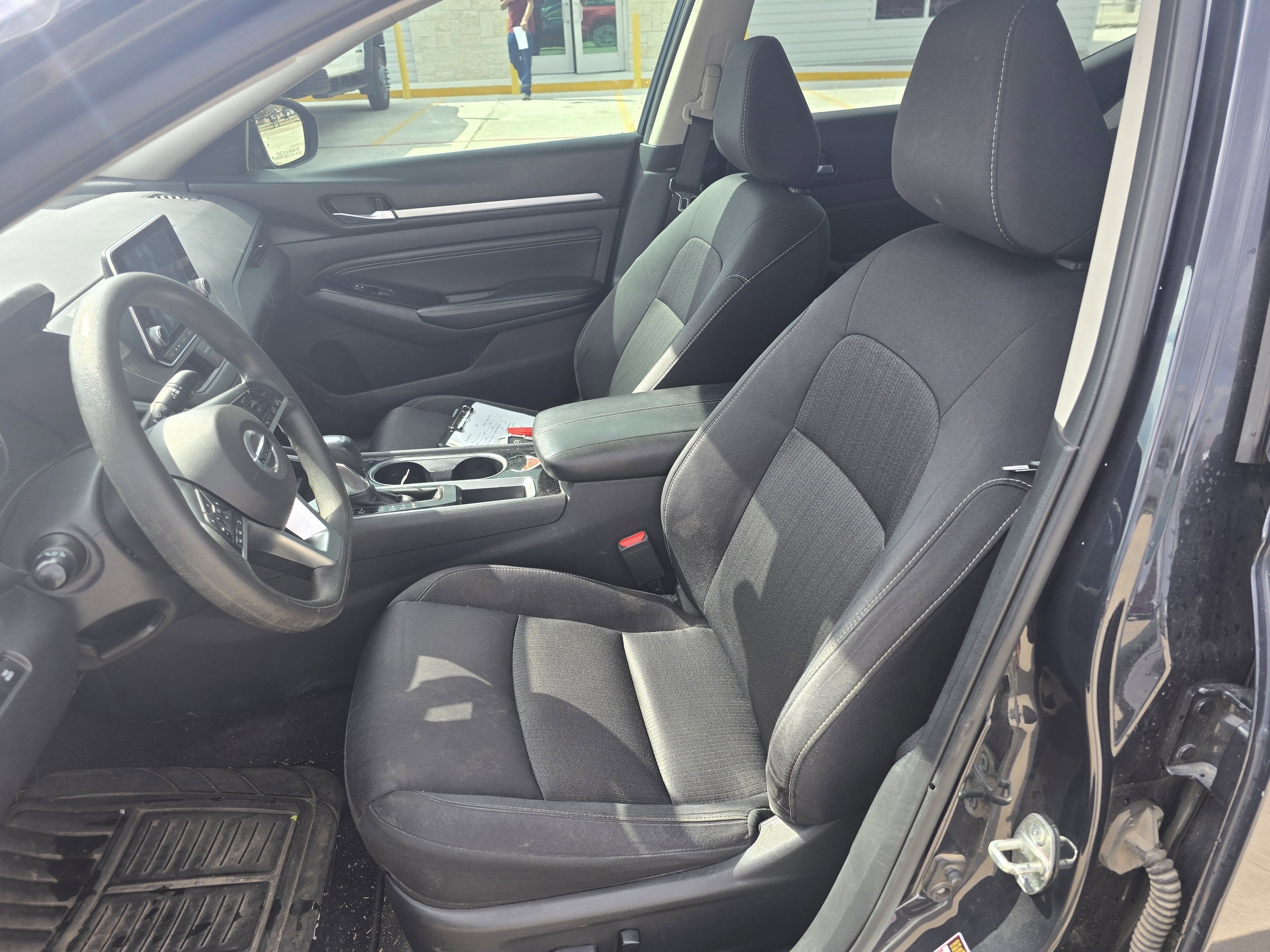 2021 Nissan Altima Base