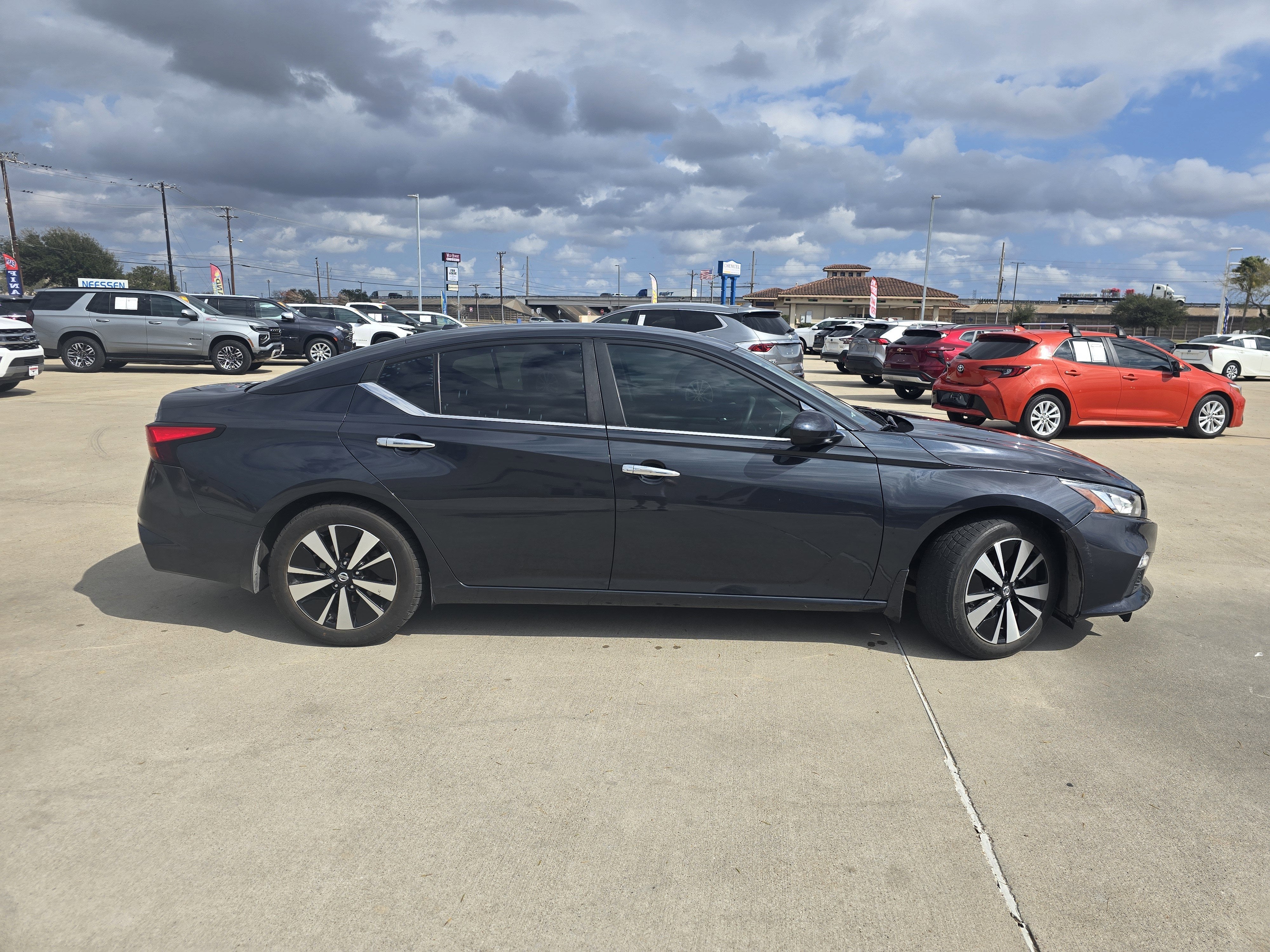 2021 Nissan Altima Base