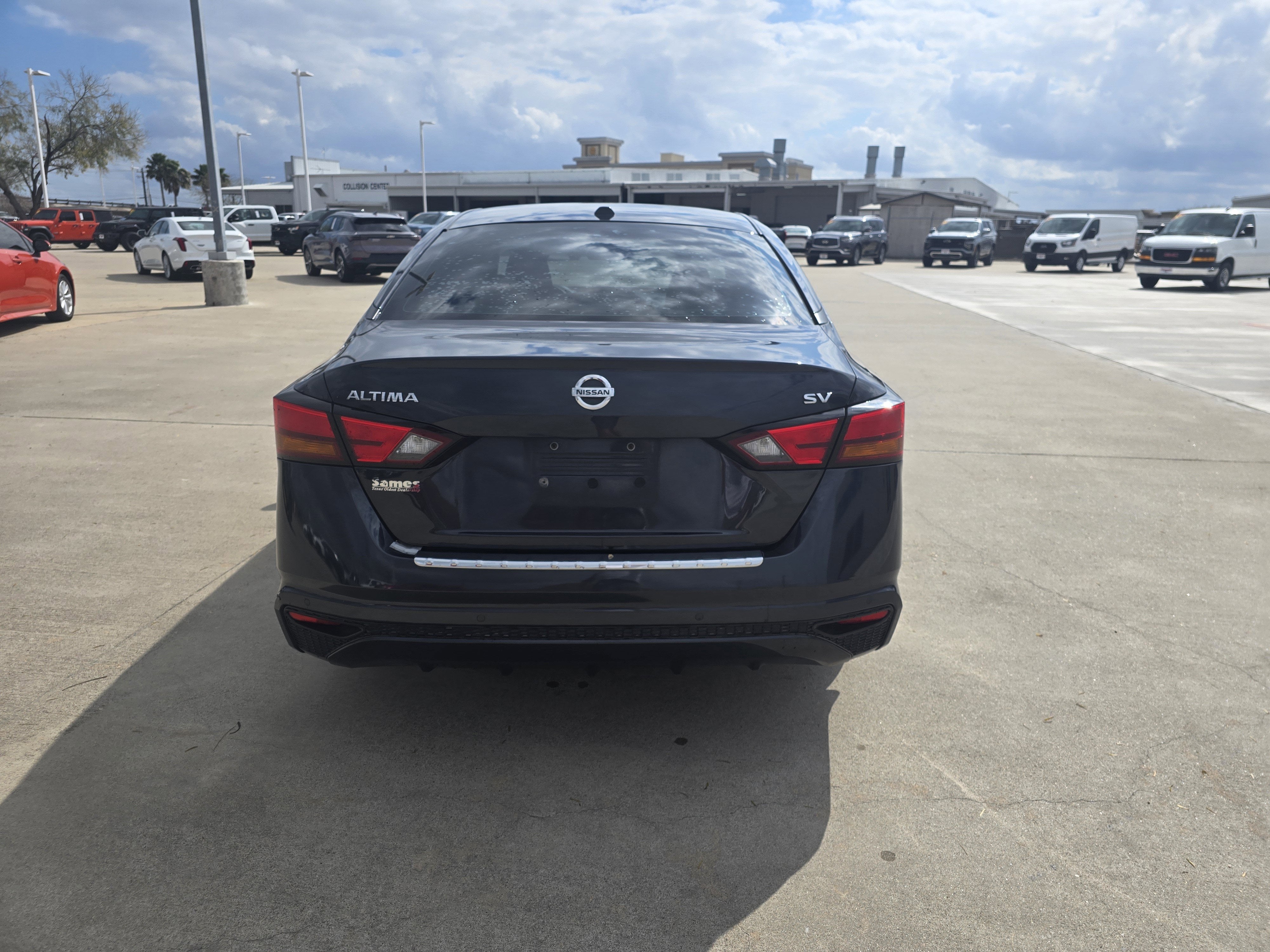 2021 Nissan Altima Base