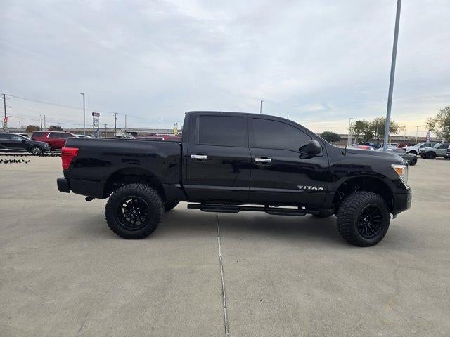 2021 Nissan Titan SV