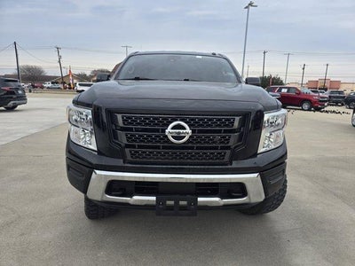 2021 Nissan Titan SV