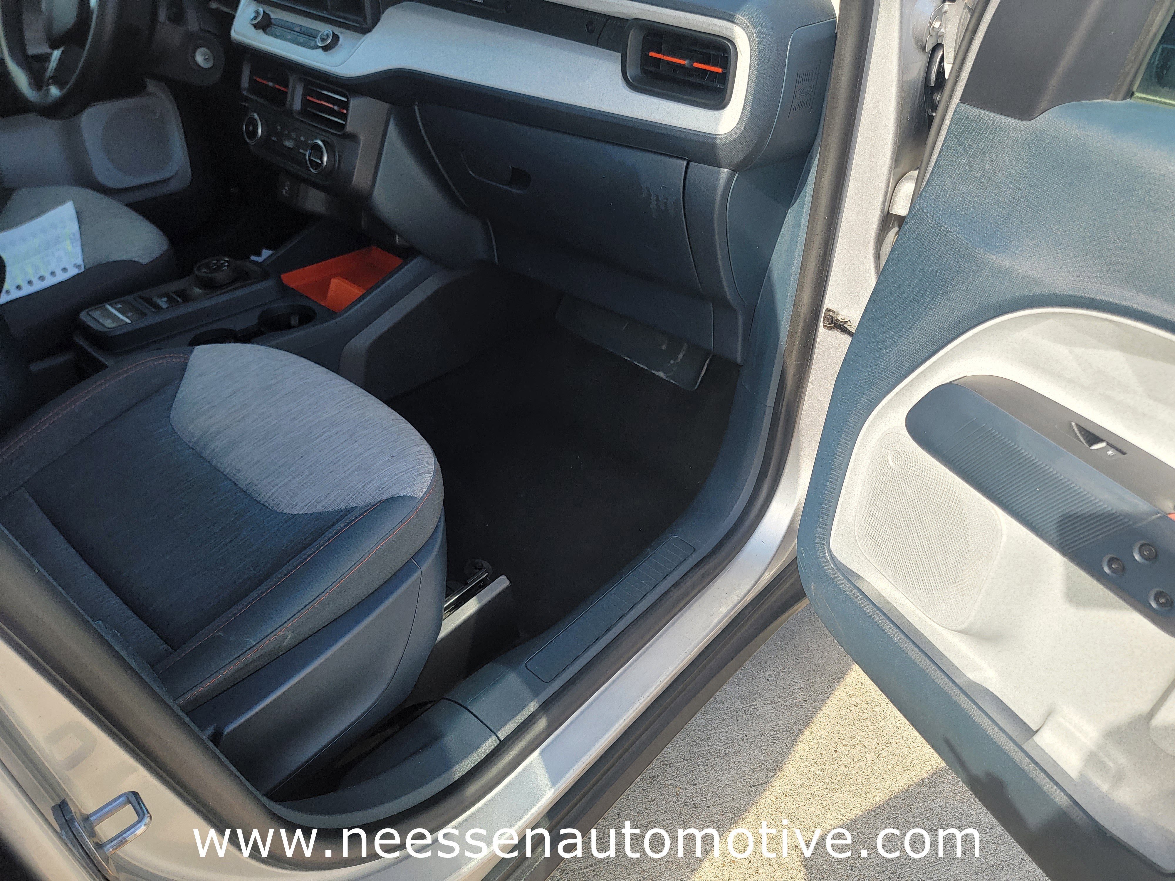 2022 Ford Maverick XL