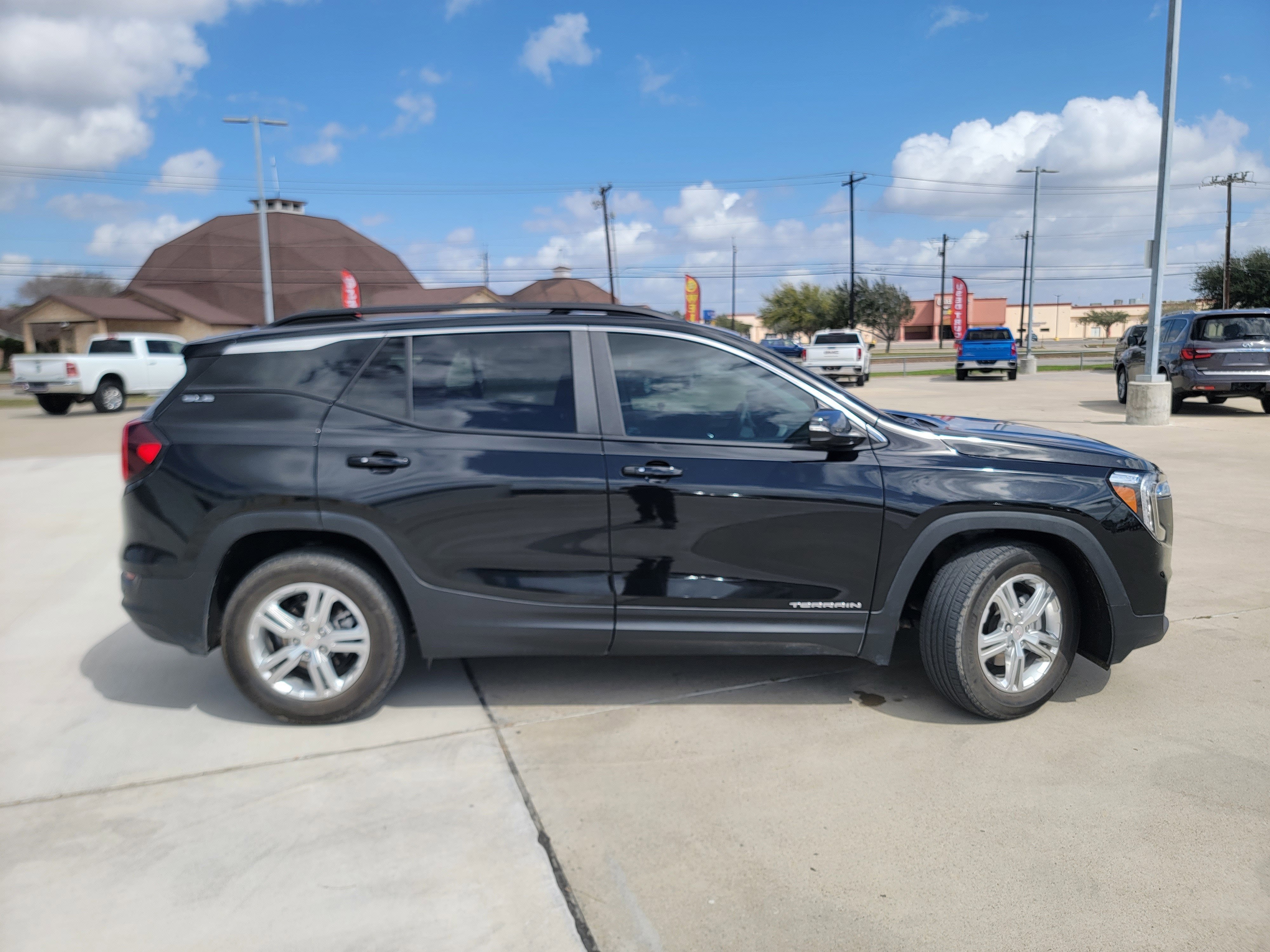 2024 GMC Terrain SLE