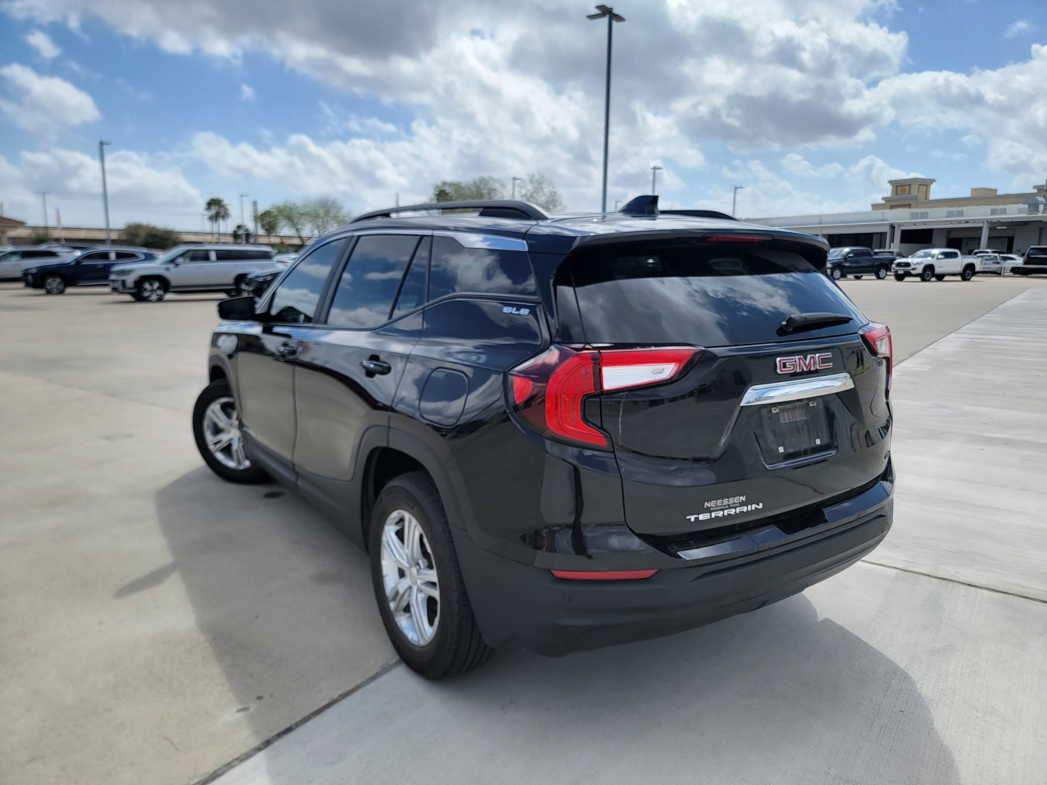 2024 GMC Terrain SLE