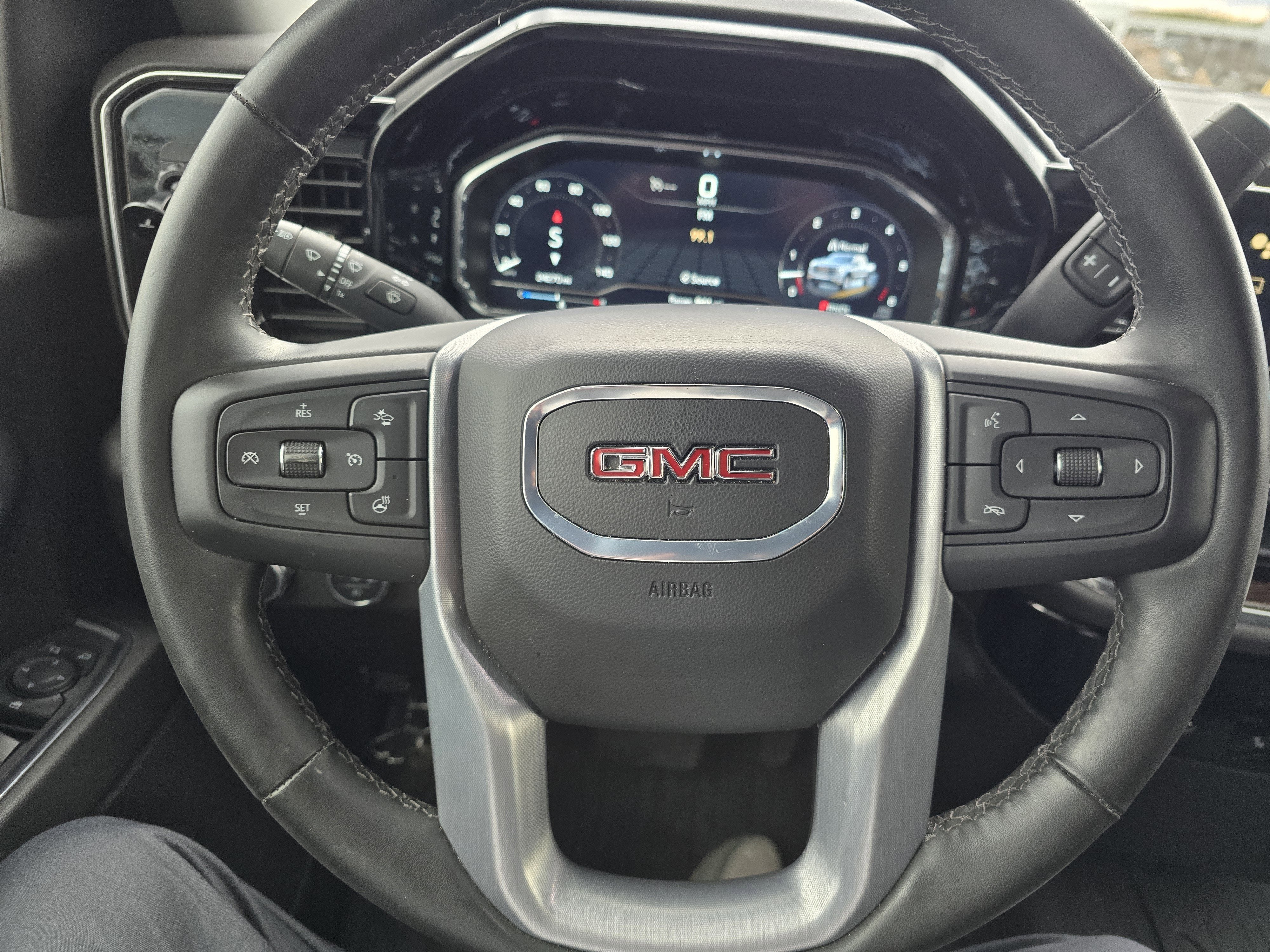 2024 GMC Sierra 1500 Elevation