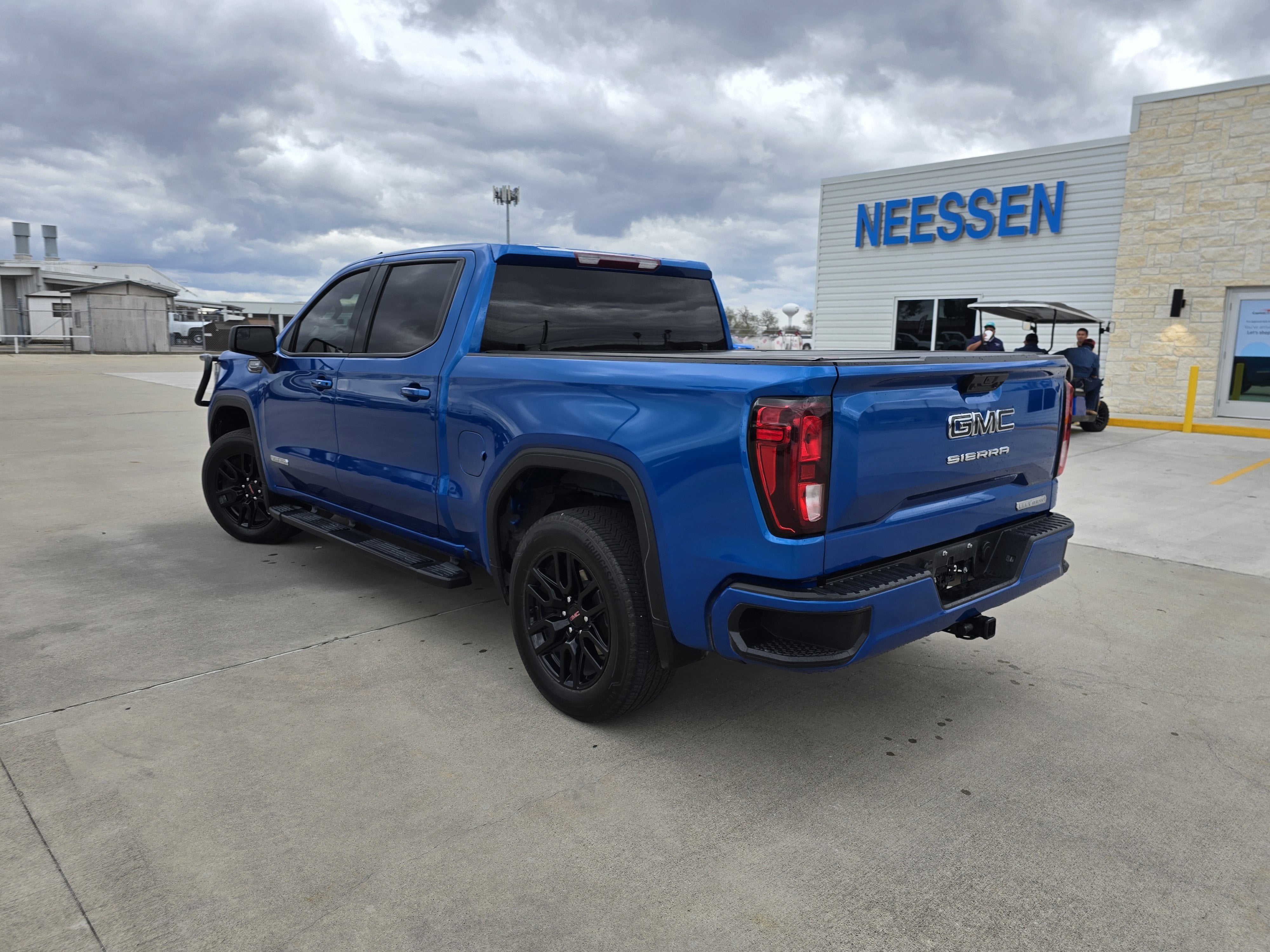 2024 GMC Sierra 1500 Elevation