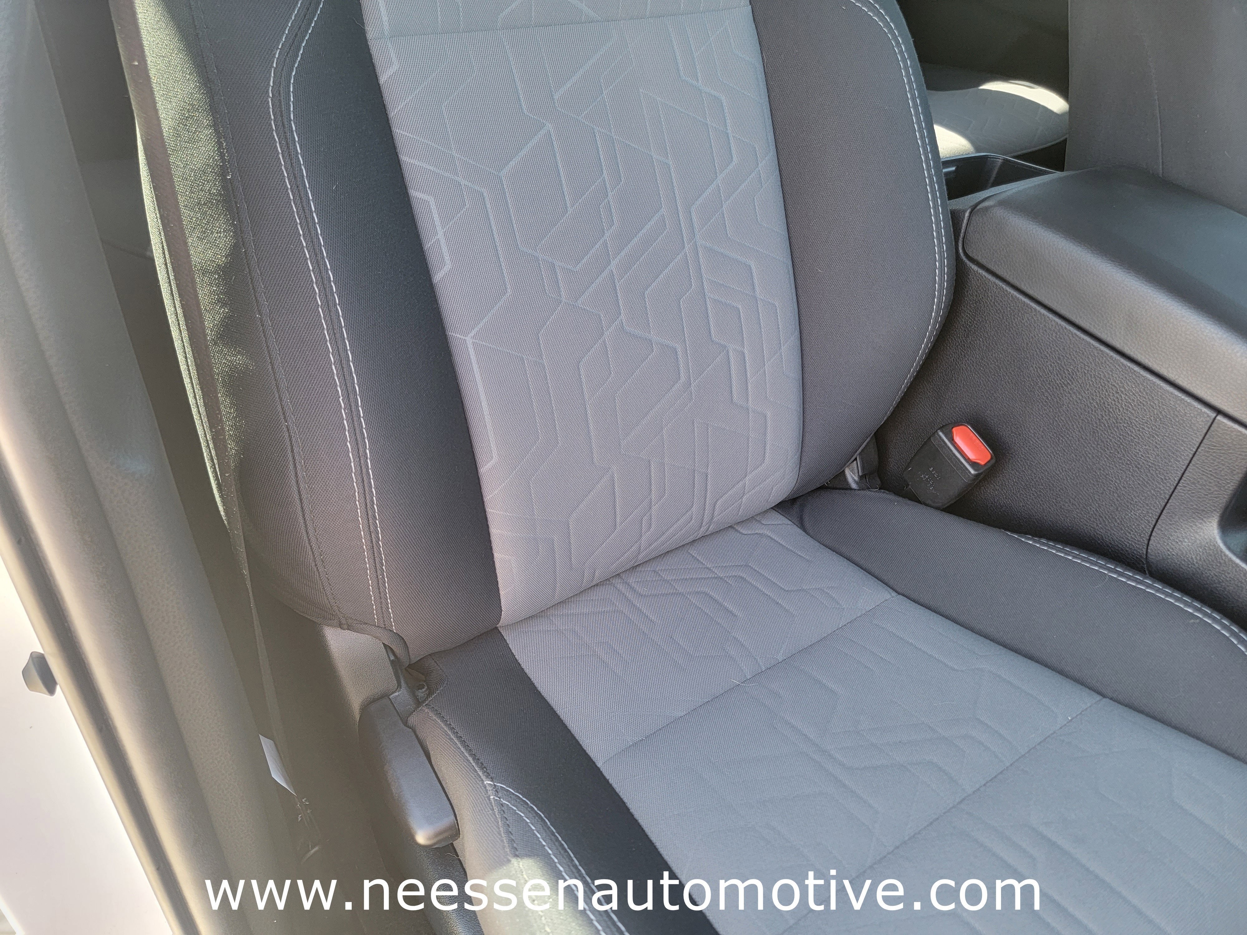 2022 Toyota Tacoma 4WD SR