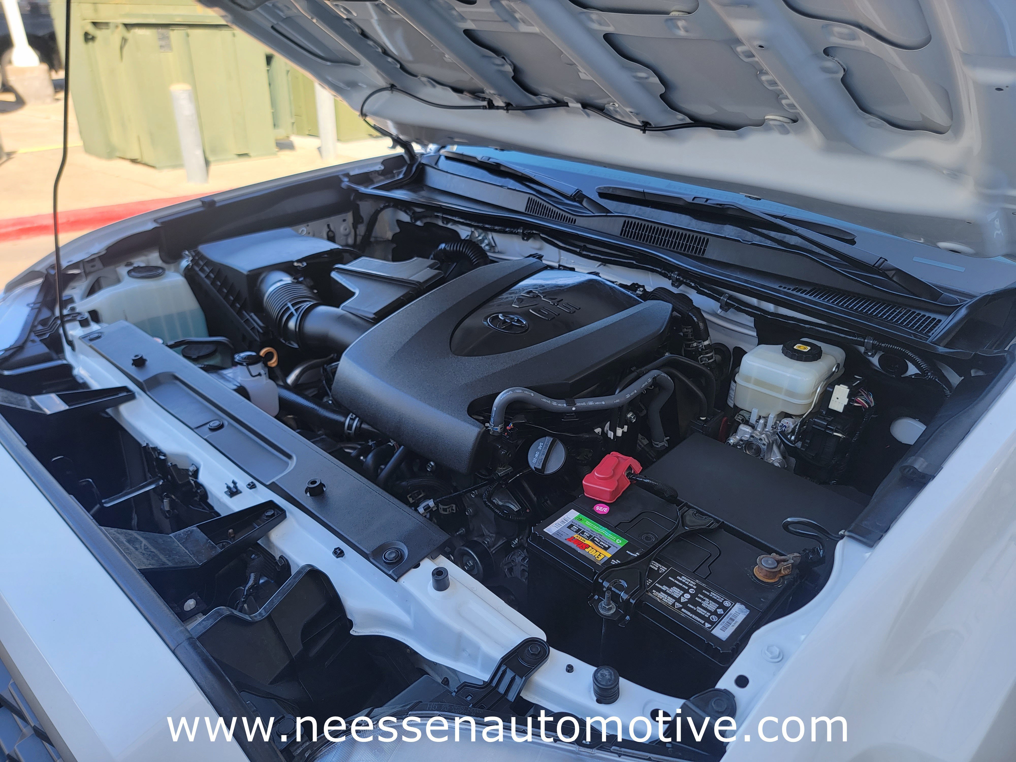 2022 Toyota Tacoma 4WD SR