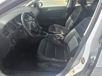 2021 Volkswagen Golf TSI