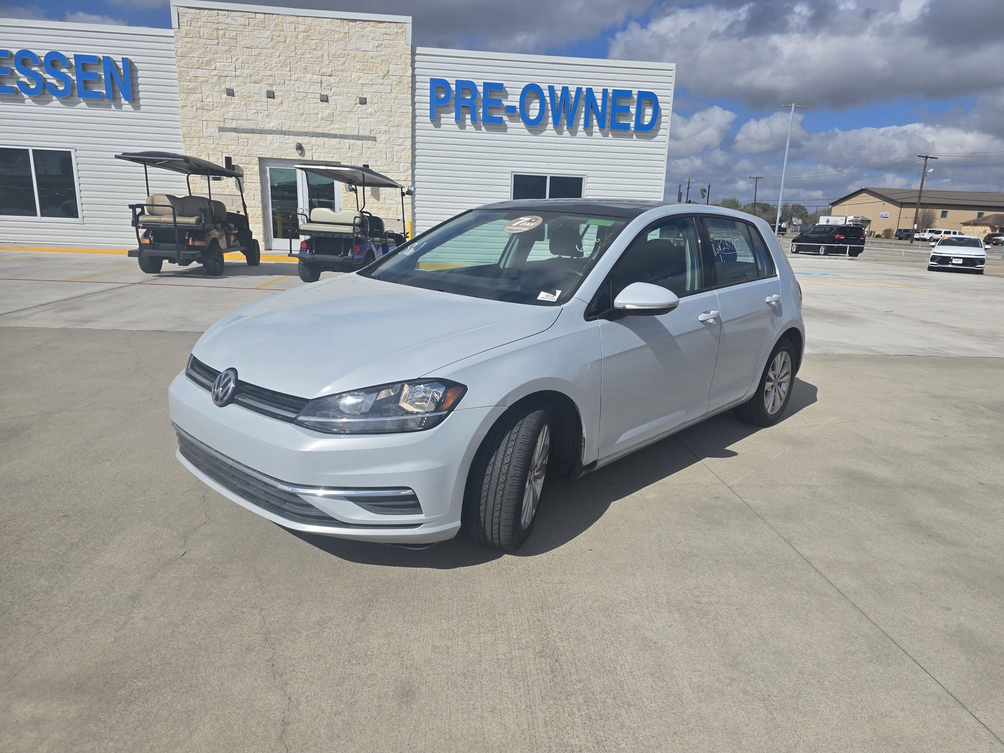 2021 Volkswagen Golf TSI