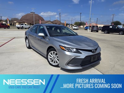 2022 Toyota Camry LE
