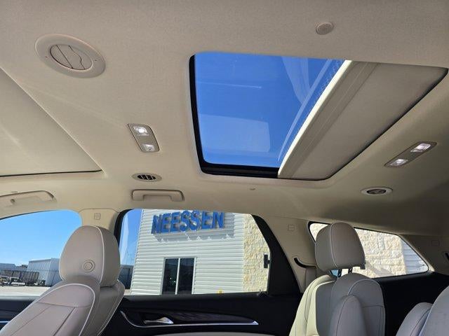 2022 Buick Enclave Avenir