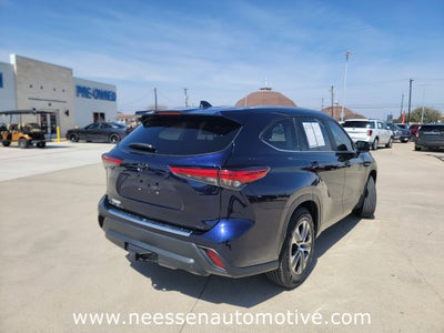 2023 Toyota Highlander L