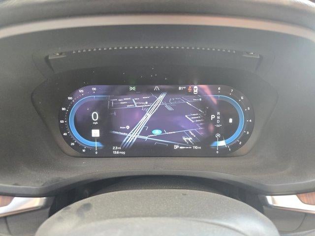 2024 Volvo S60 Plus Dark Theme