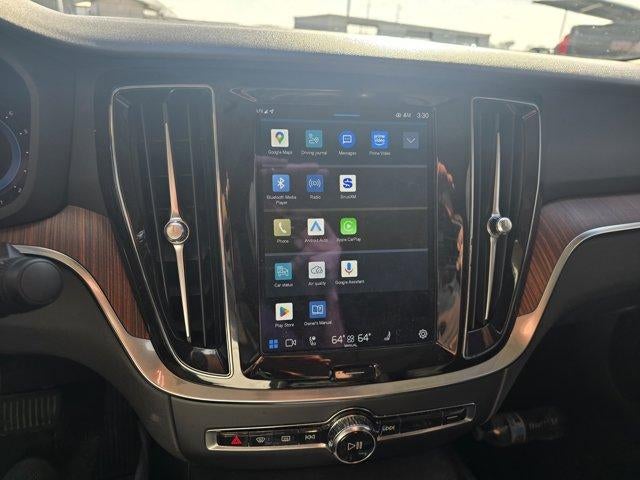 2024 Volvo S60 Plus Dark Theme