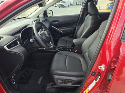 2024 Toyota Corolla Cross XLE