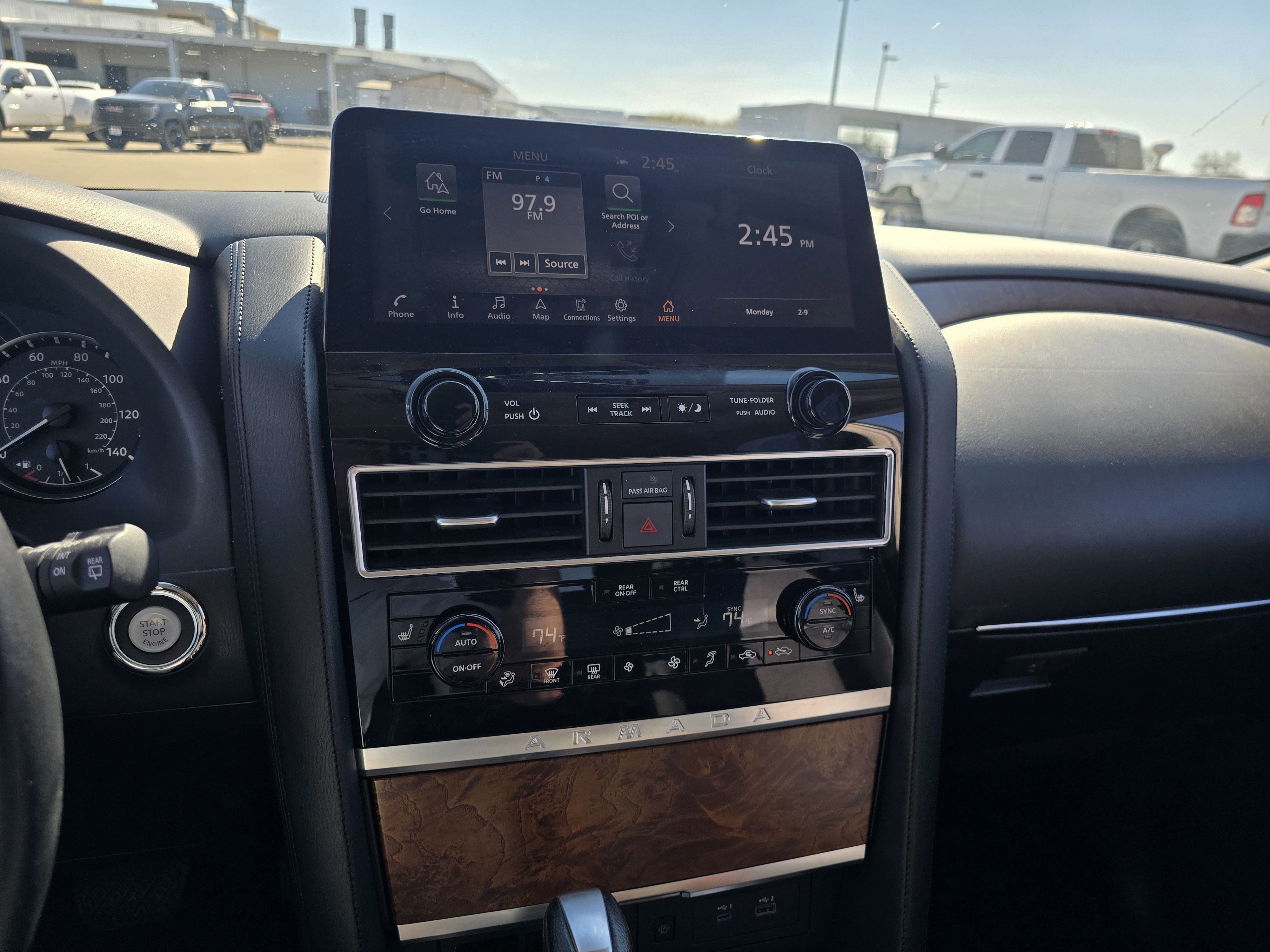 2023 Nissan Armada SL