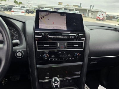 2024 INFINITI QX80 LUXE